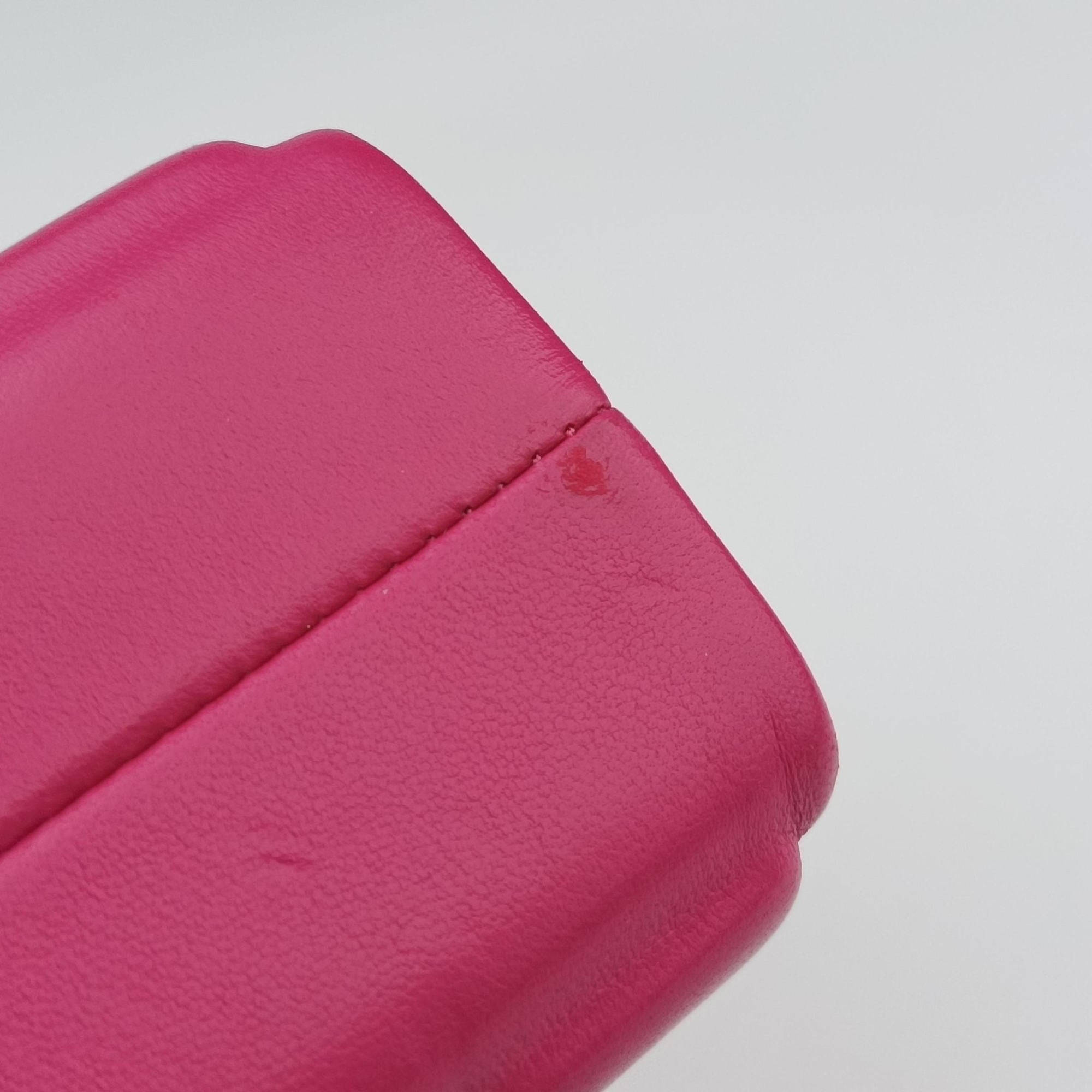 Pre-owned Chanel Chocolate Bar Fuchsia Pink  lambskin A94482 shoulderbag | stylenewstar