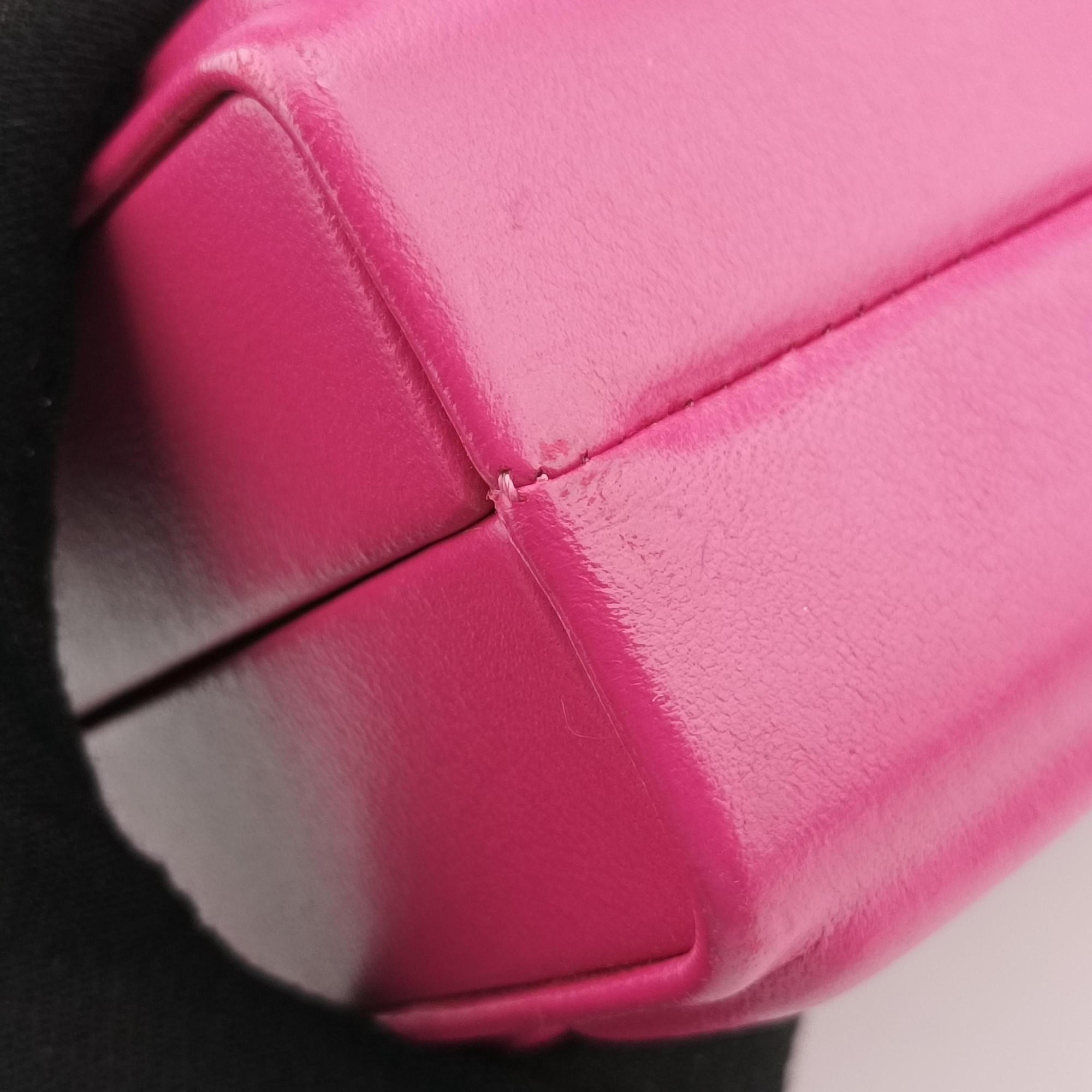 Pre-owned Chanel Chocolate Bar Fuchsia Pink  lambskin A94482 shoulderbag | stylenewstar