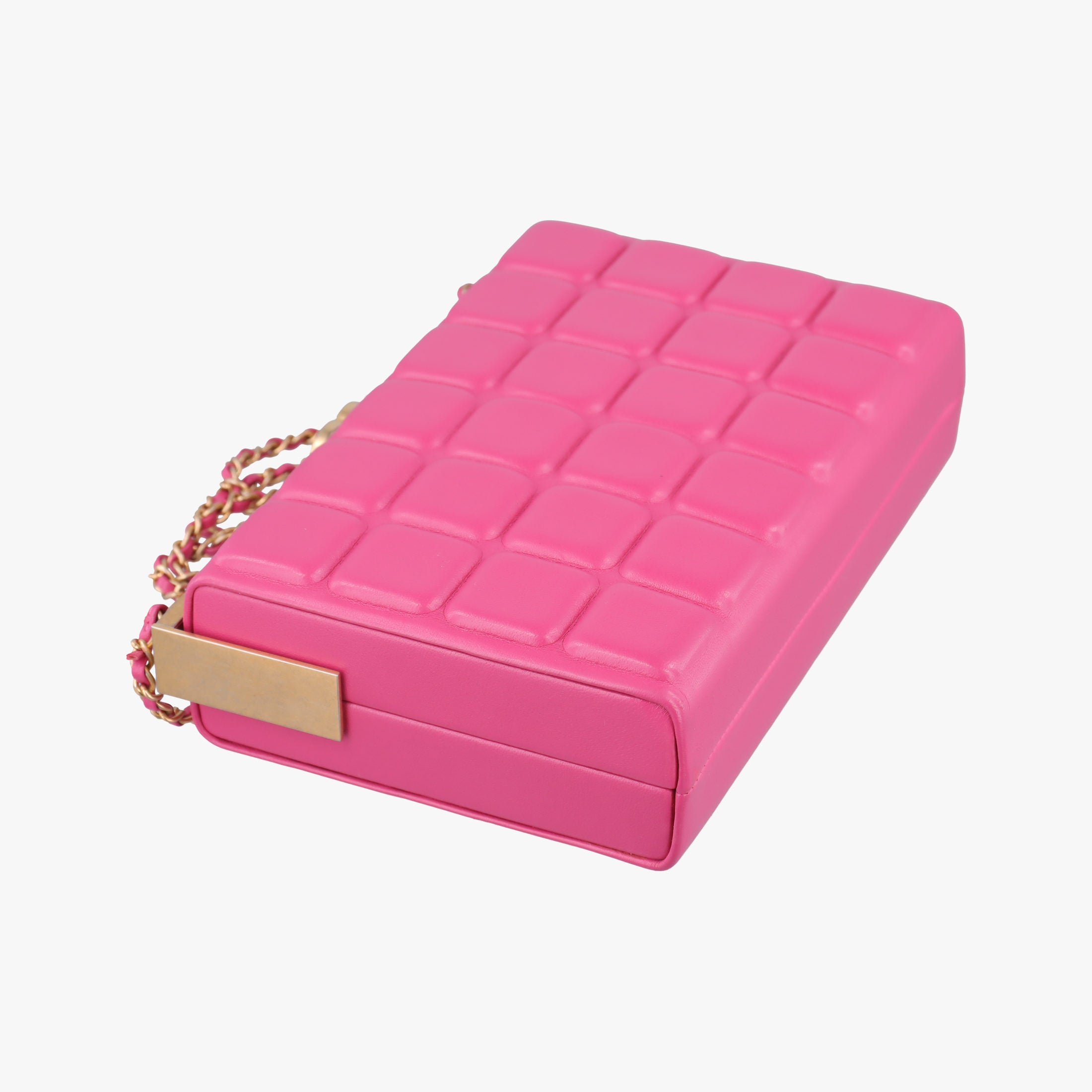 Pre-owned Chanel Chocolate Bar Fuchsia Pink  lambskin A94482 shoulderbag | stylenewstar