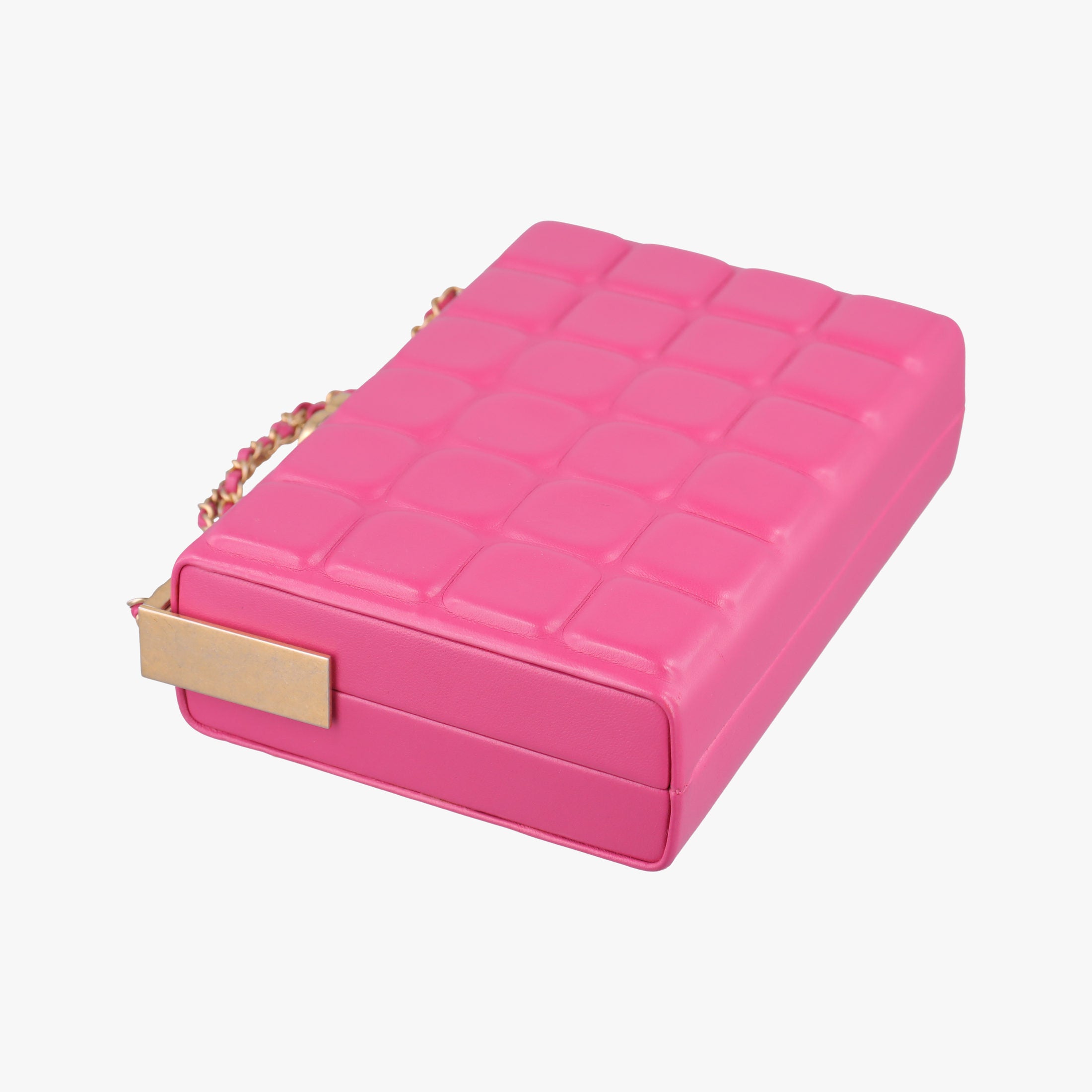 Pre-owned Chanel Chocolate Bar Fuchsia Pink  lambskin A94482 shoulderbag | stylenewstar