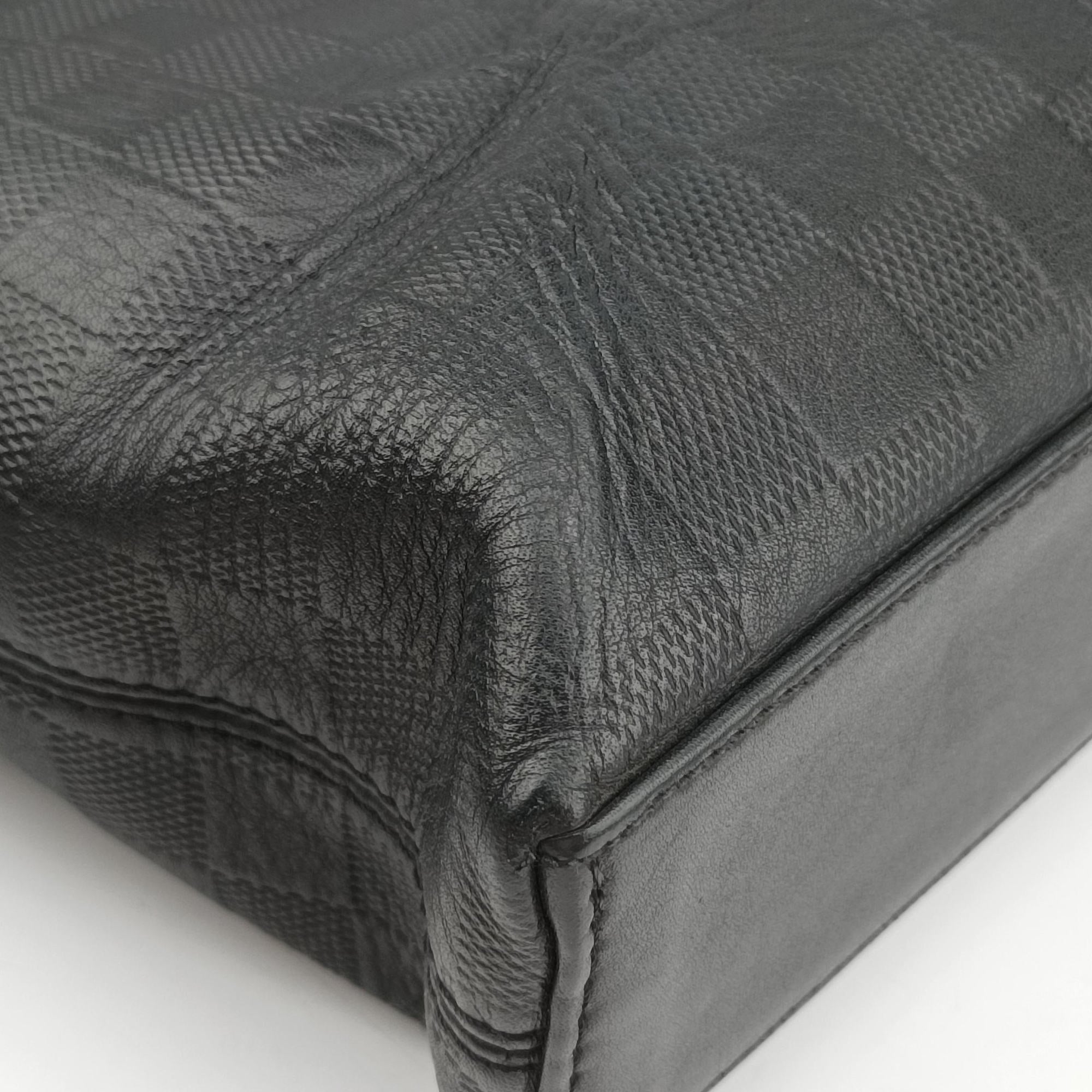 Secondhand Louis Vuitton Porte Documents Jour Noir Damier Graphite N48224 shoulderbag | stylenewstar