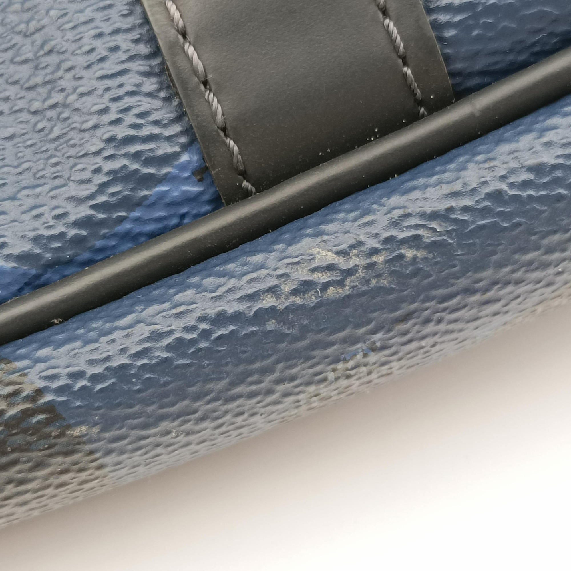 Pre-owned Louis Vuitton Porte Documents VoyagePM Blue Camouflage Damier Cobalt Canvas N41507 handbag | stylenewstar