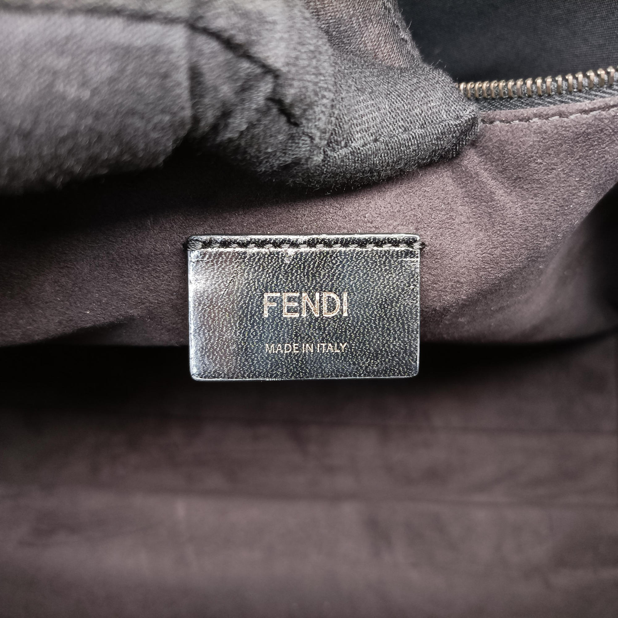 Secondhand Fendi Lui  Navy Leather 7VA400 handbag | stylenewstar