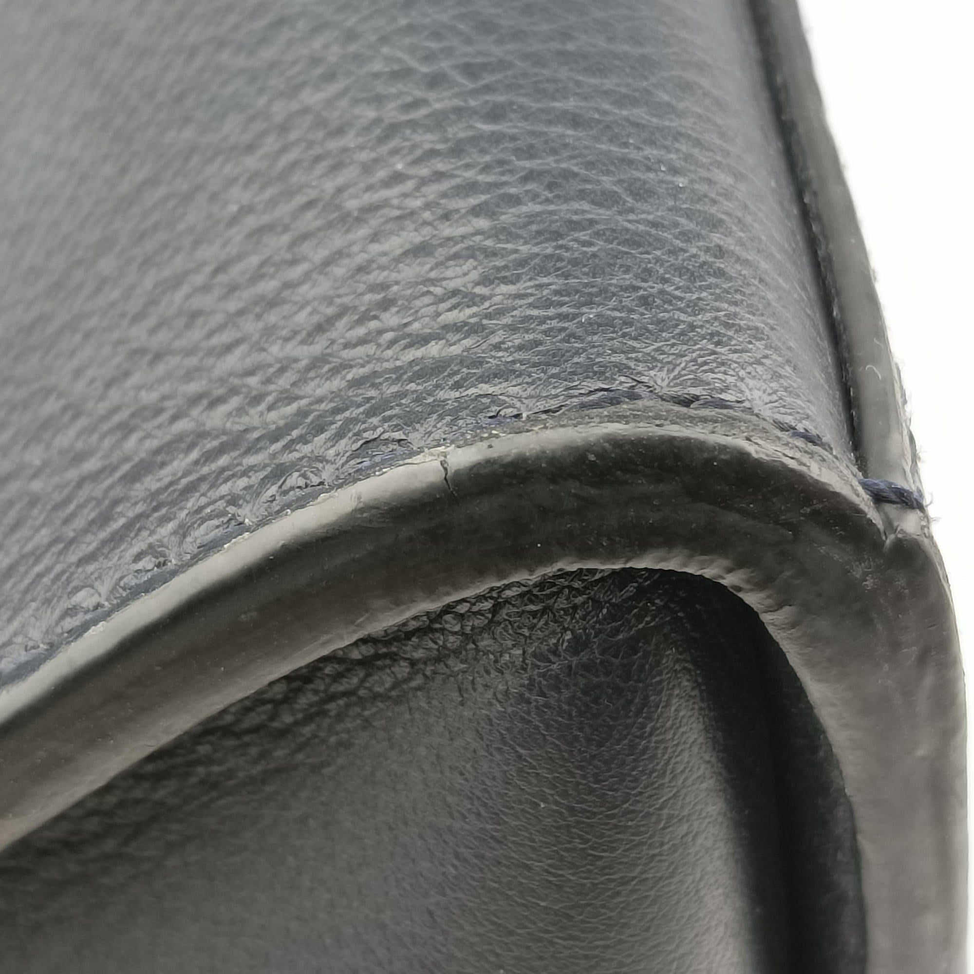 Secondhand Fendi Lui  Navy Leather 7VA400 handbag | stylenewstar