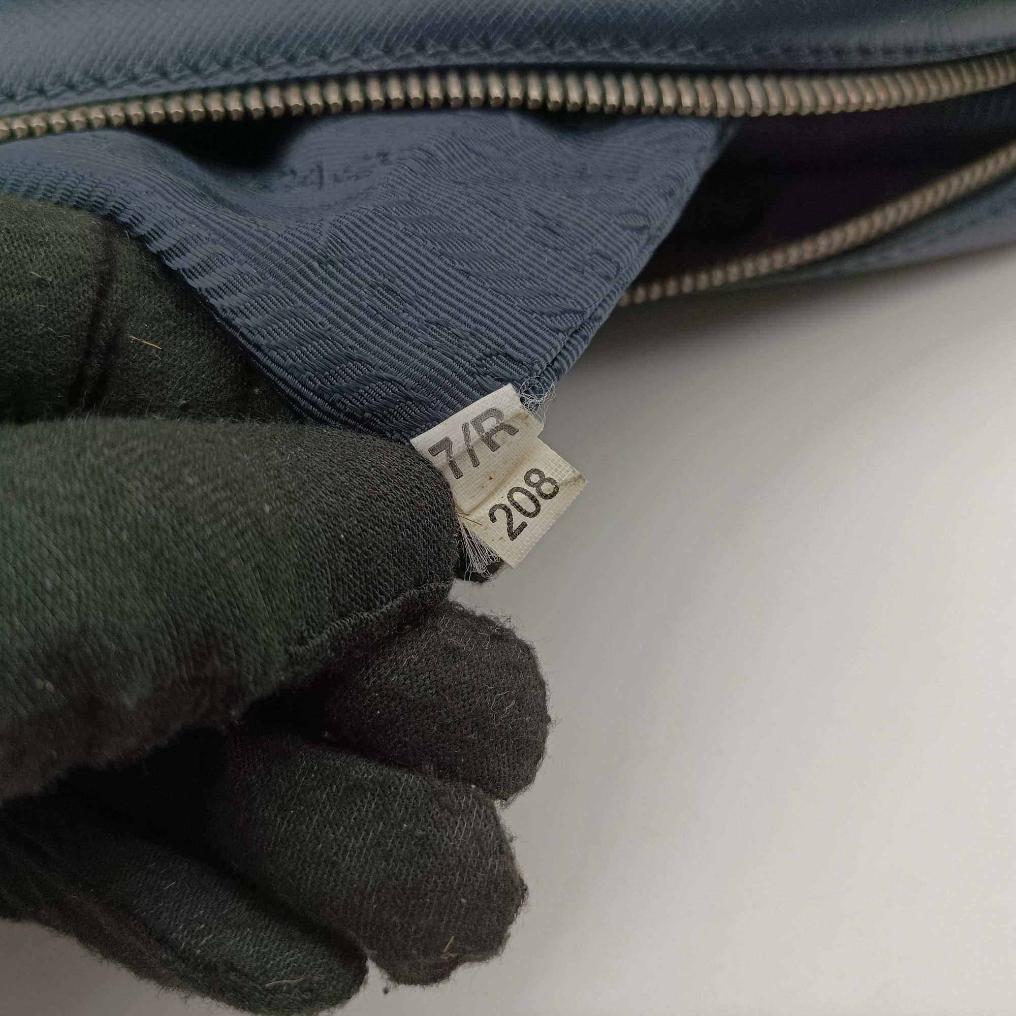 Secondhand Prada Business Briefcase Navy SAFFIANO Leather 2VE011 handbag | stylenewstar