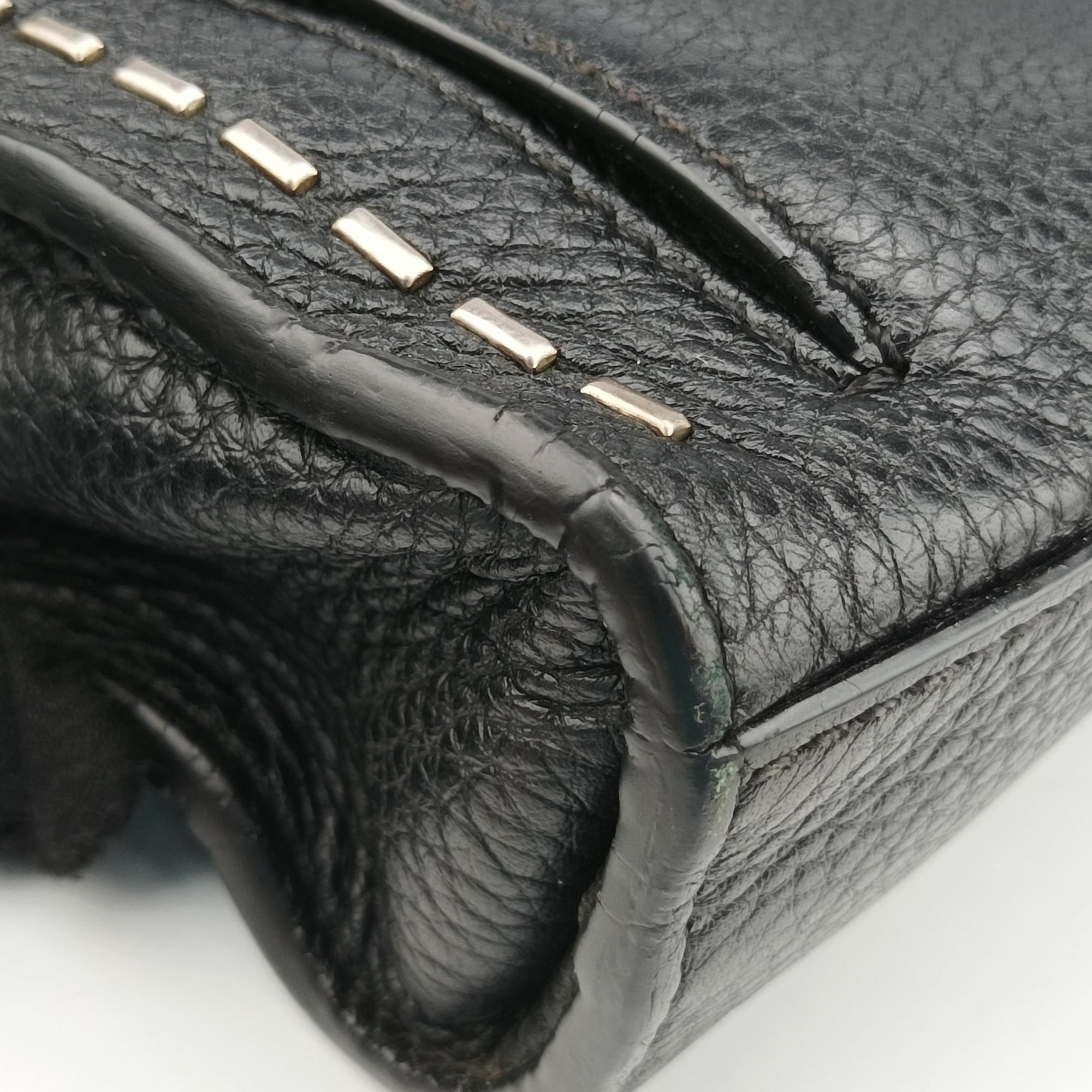 Pre-owned Fendi Selleria Black Leather 7VA407 shoulderbag | stylenewstar