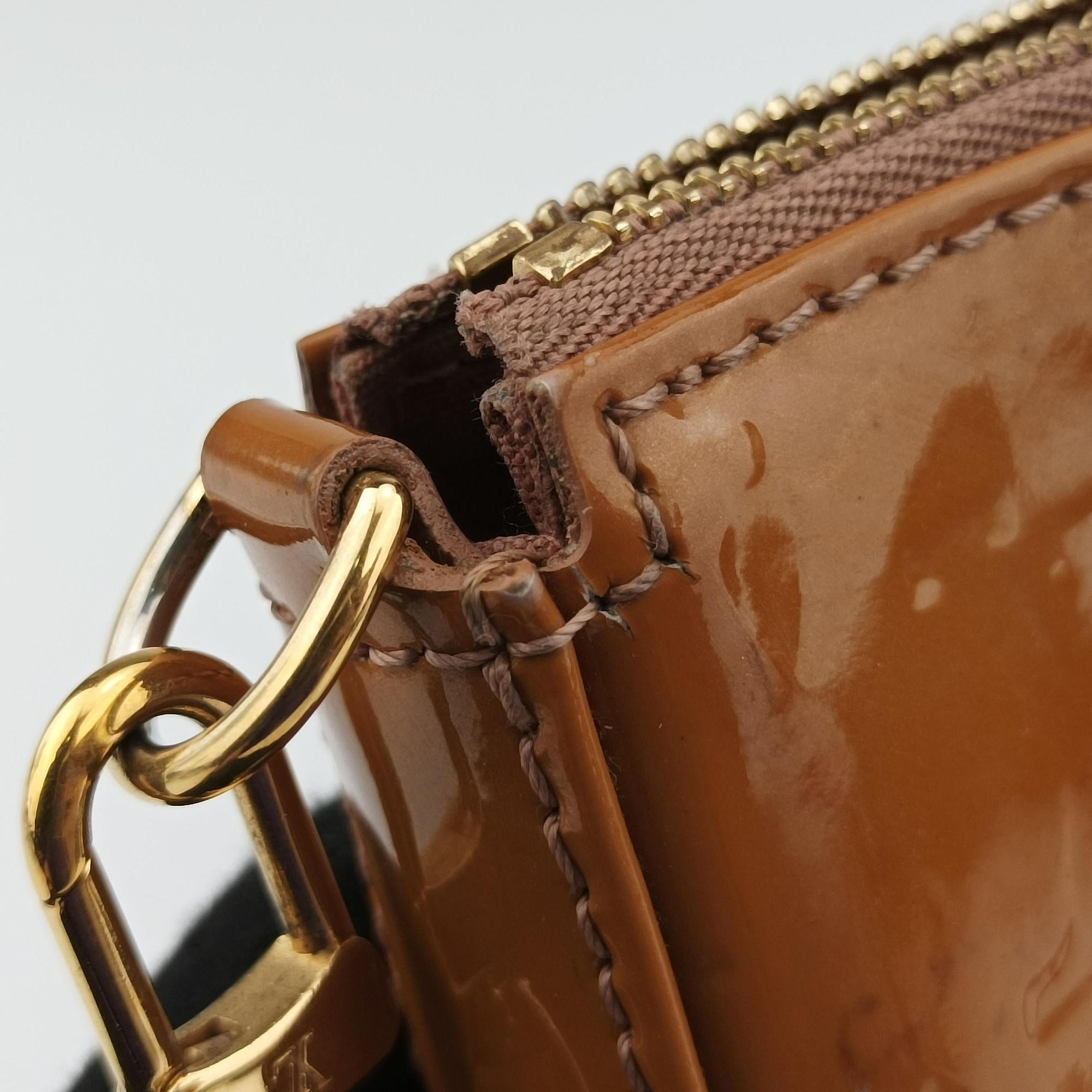 Pre-owned Louis Vuitton Lexington Dune Monogram Vernis  handbag | stylenewstar