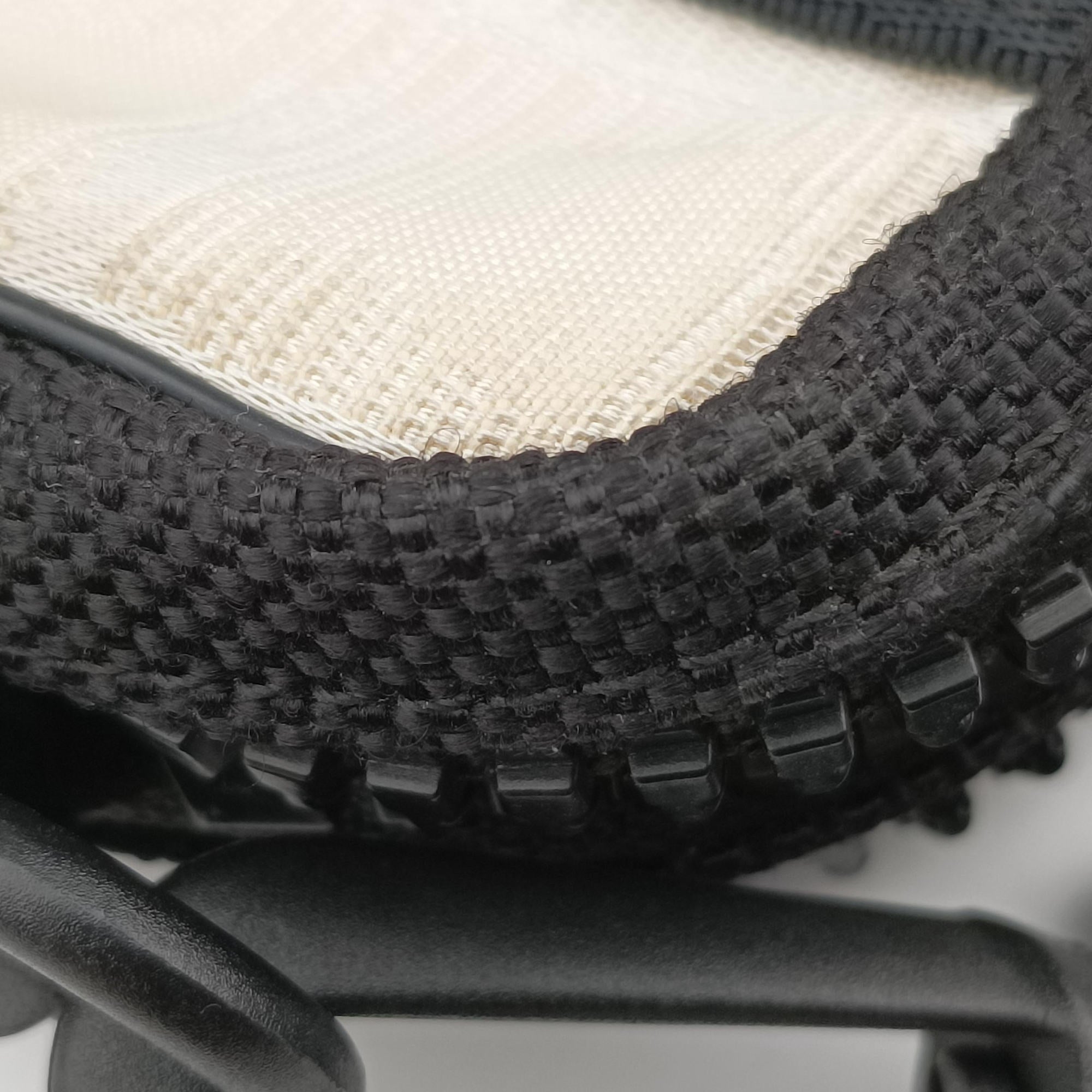 Pre-owned Chanel Sport Line Off-White × Black × Grey Nylon × Rubber Trims A22059 shoulderbag | stylenewstar