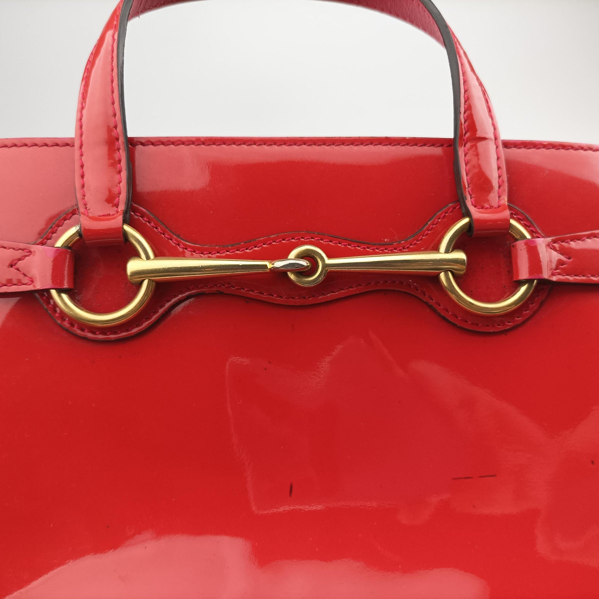 Pre-owned Gucci Bright Bit Red Patent Leather 371925 shoulderbag | stylenewstar