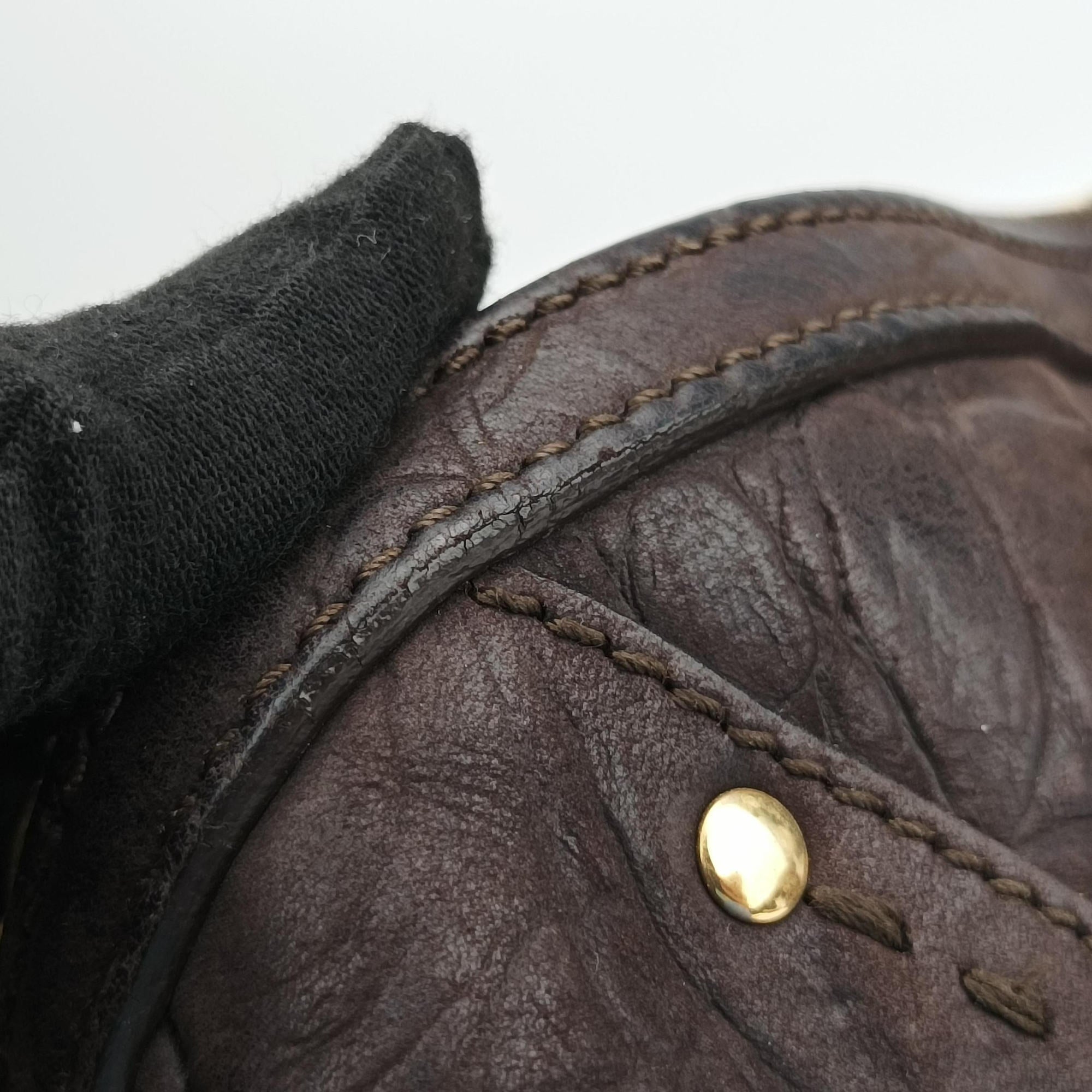 Pre-owned Yves Saint Laurent Muse Brown Embossed Leather 297966 shoulderbag | stylenewstar