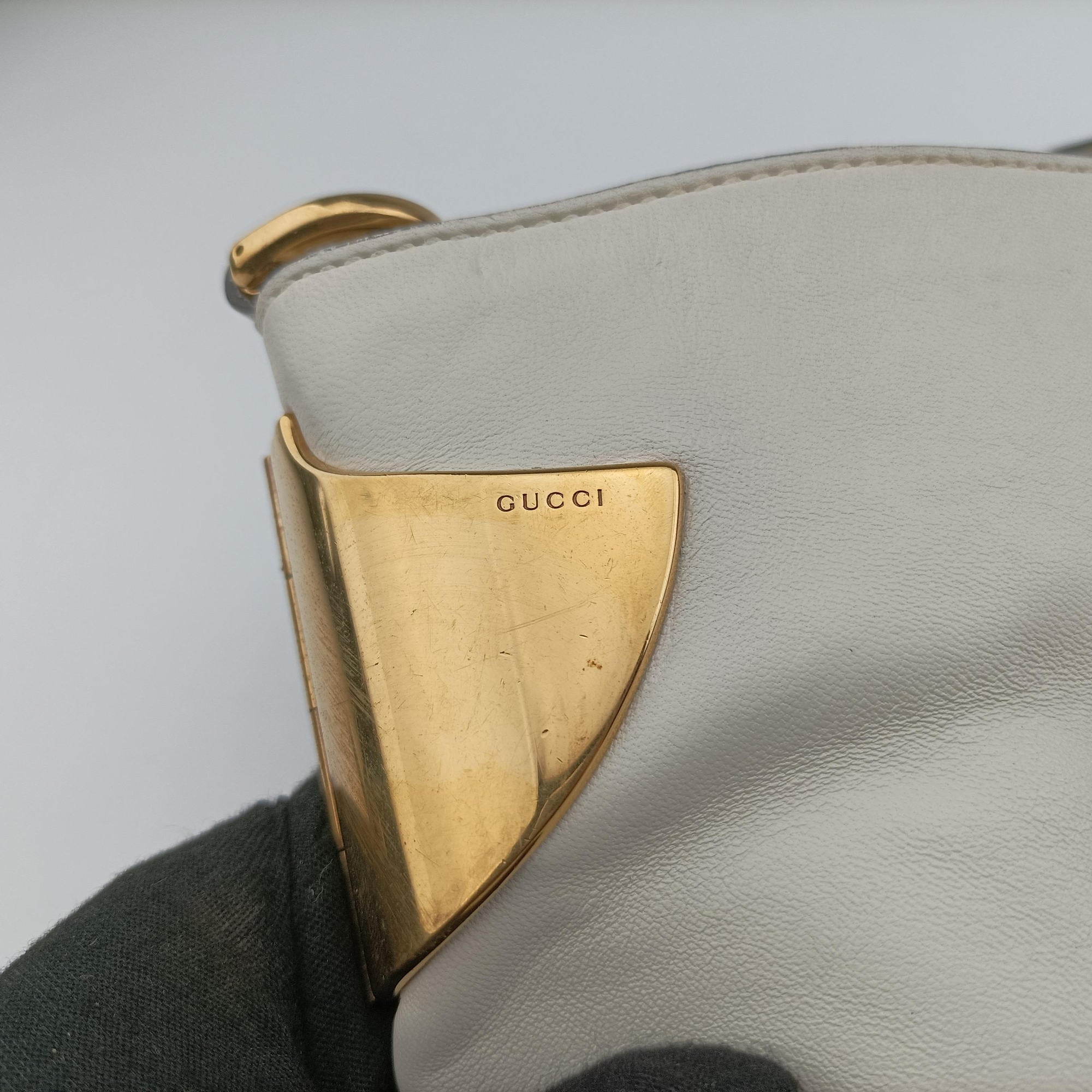 Vintage Gucci Large 1970 White Leather 290682 shoulderbag | stylenewstar