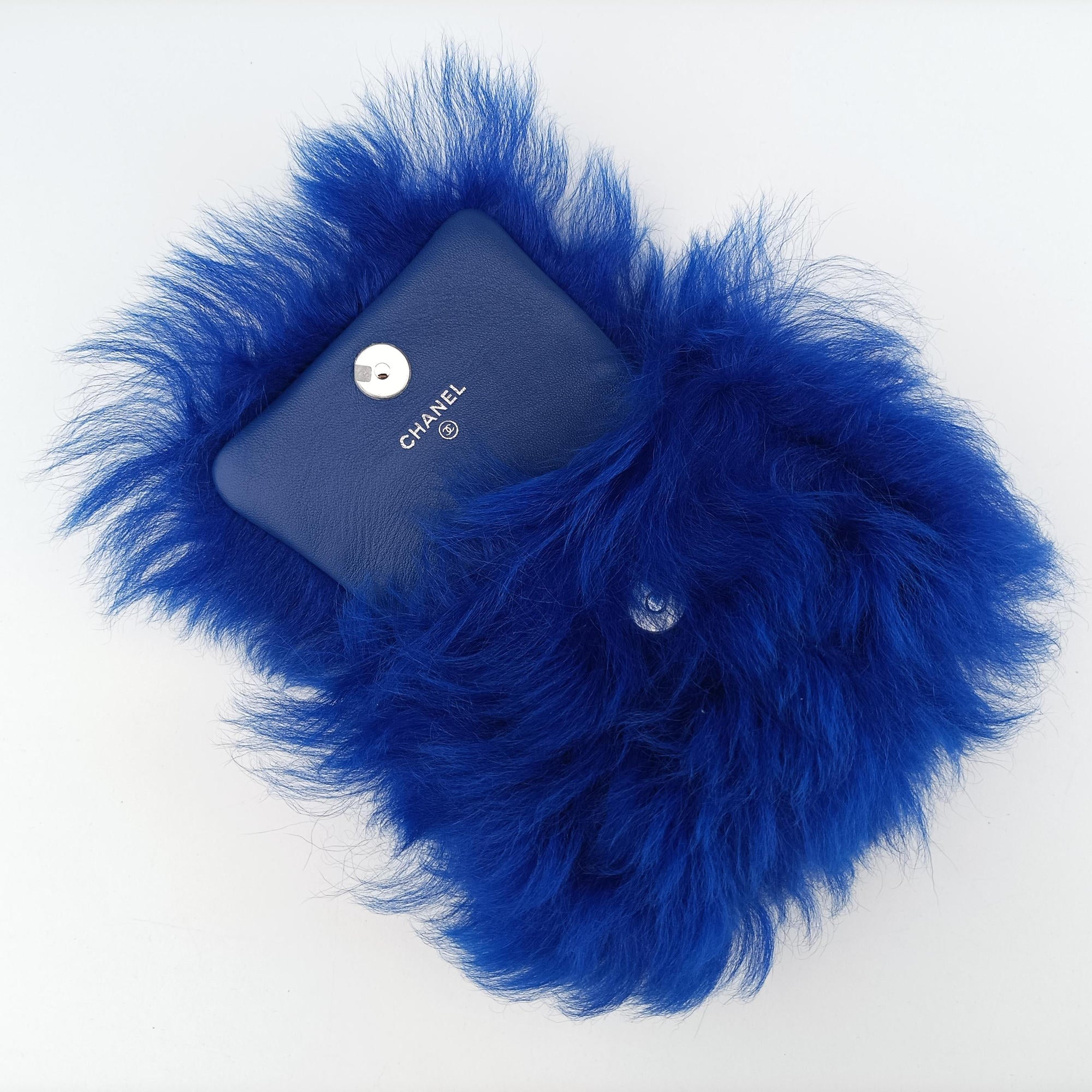 Vintage Chanel Shearling CC Hook Card Holder Blue wool AP2397 handbag | stylenewstar