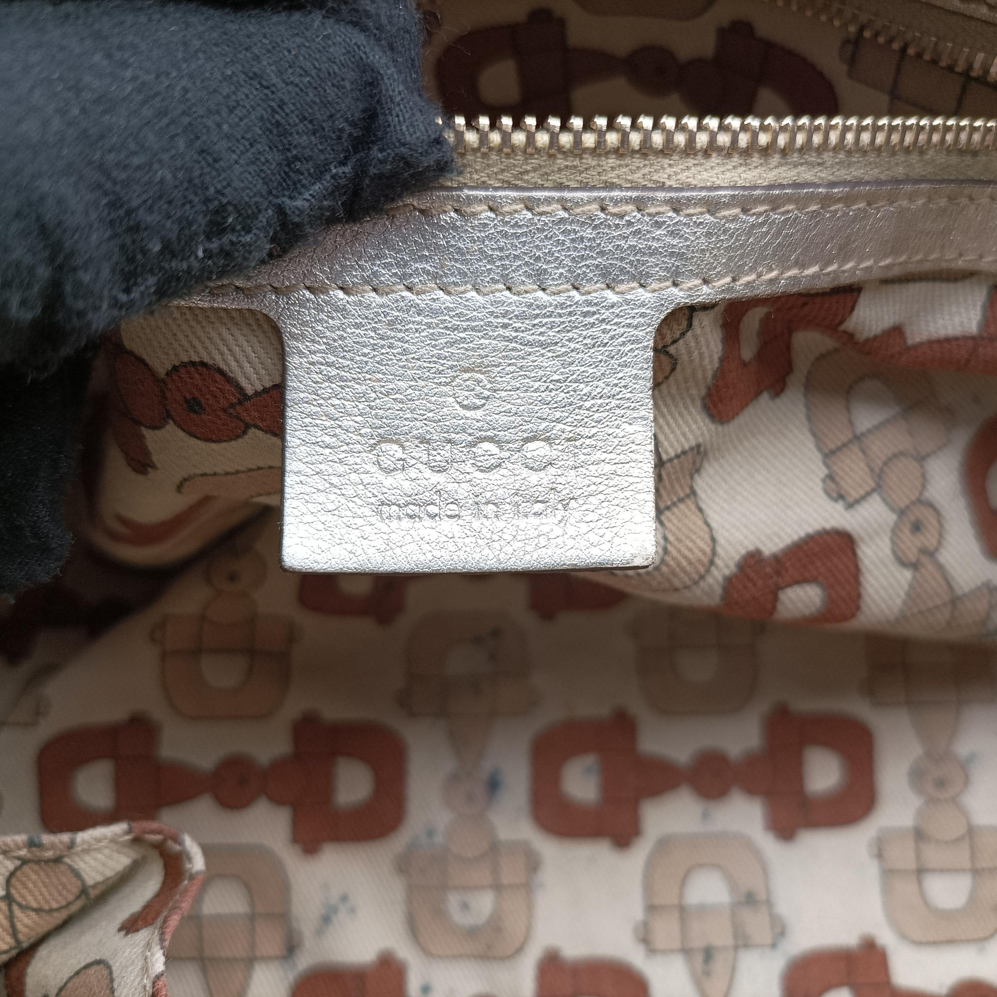 Secondhand Gucci Guccissima Capri Golden Leather 152462 shoulderbag | stylenewstar