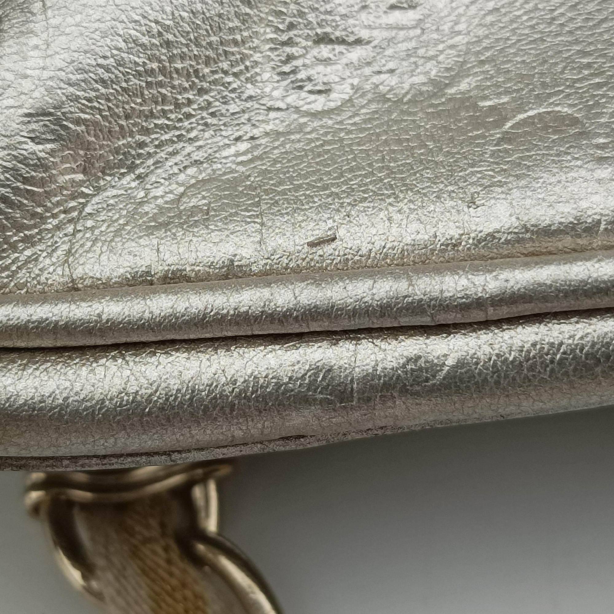 Secondhand Gucci Guccissima Capri Golden Leather 152462 shoulderbag | stylenewstar