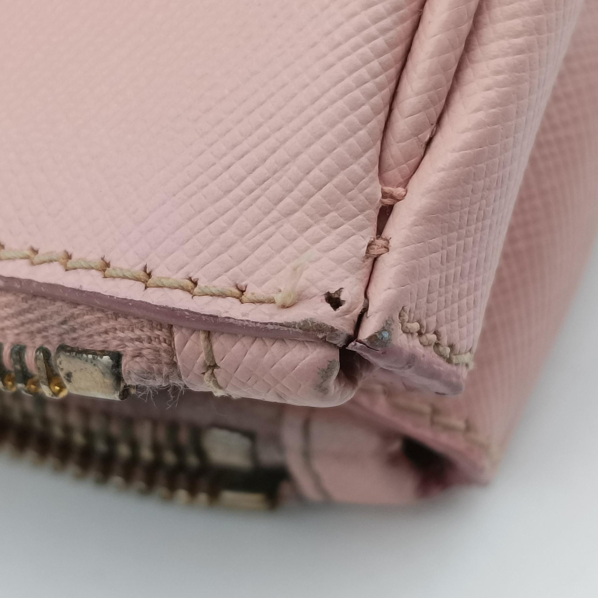 Vintage Prada Galleria Pink SAFFIANO Leather BN1874 shoulderbag | stylenewstar