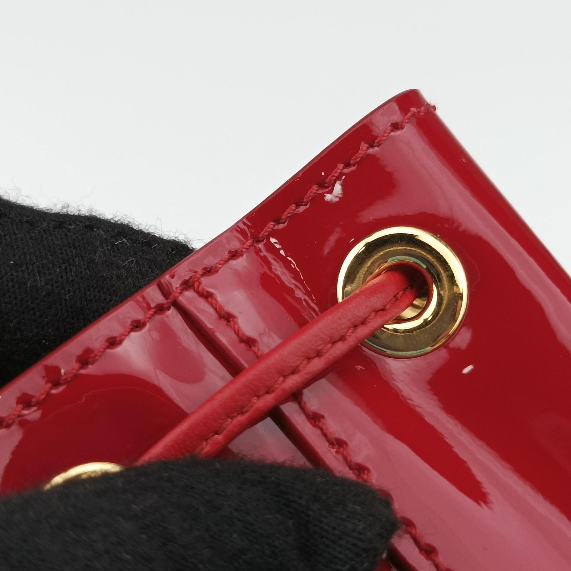 Pre-owned Prada Mini Drawstring Red Enamel 1NR016 shoulderbag | stylenewstar