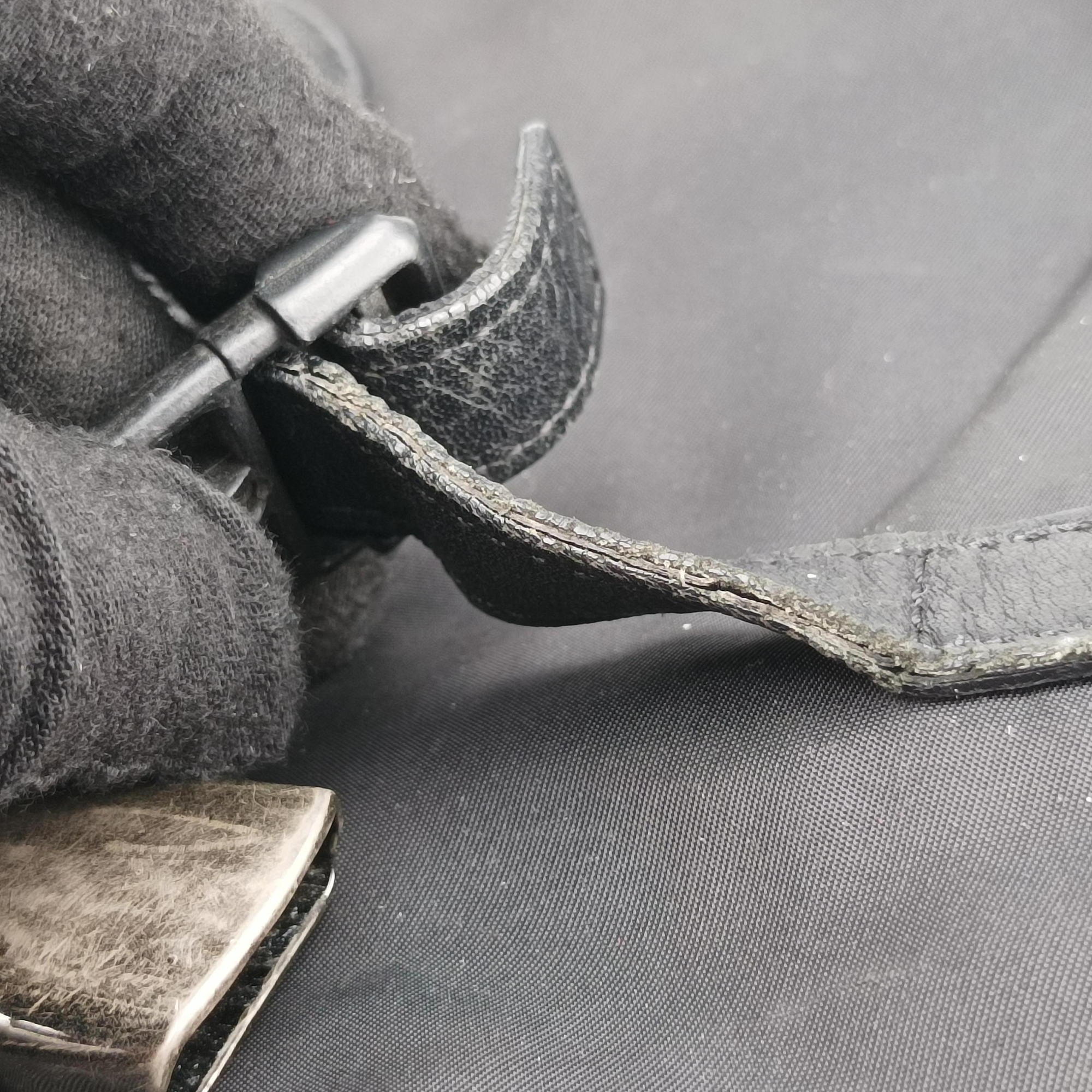 Secondhand VERSACE La Medusa Black Leather × Nylon  shoulderbag | stylenewstar