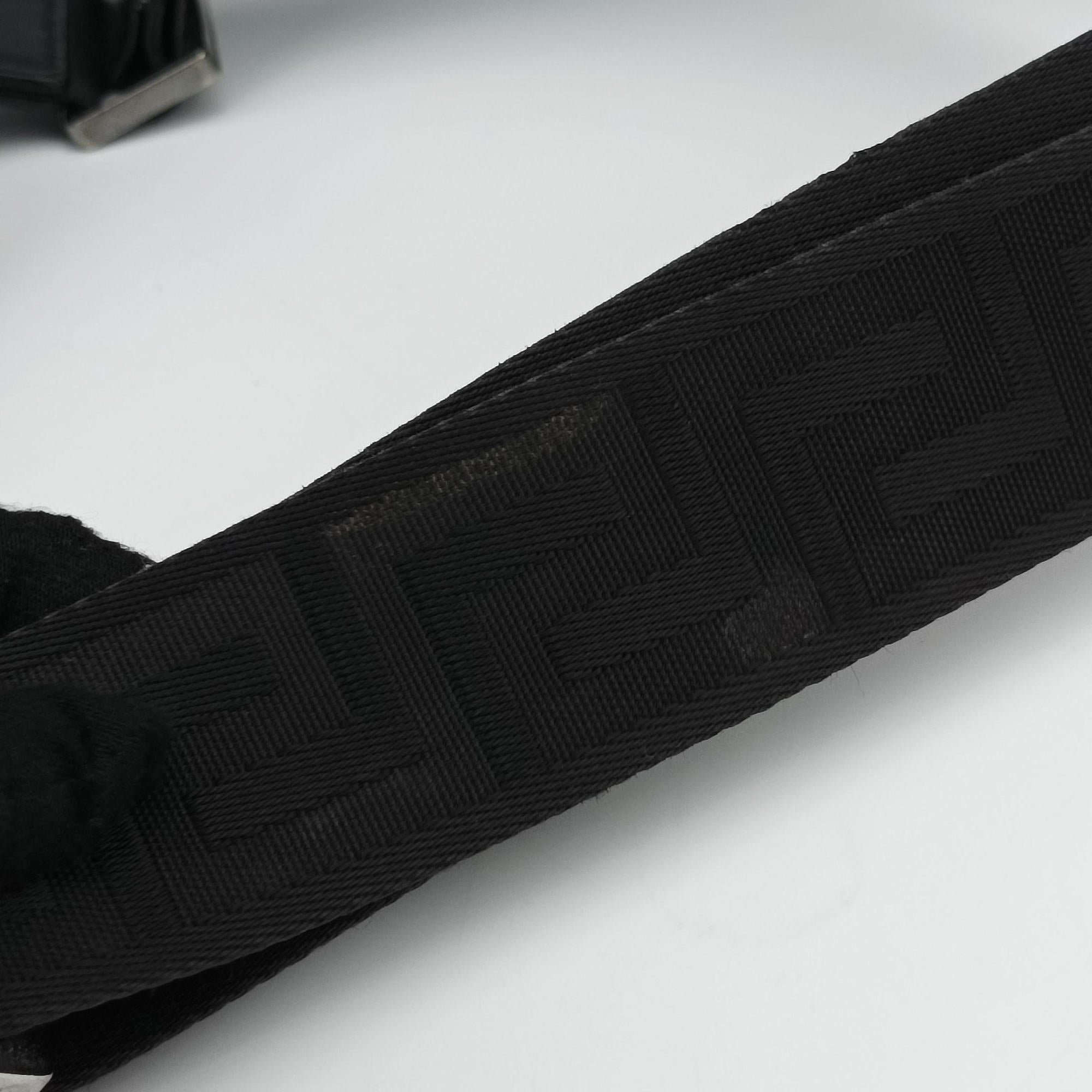 Secondhand VERSACE La Medusa Black Leather × Nylon  shoulderbag | stylenewstar