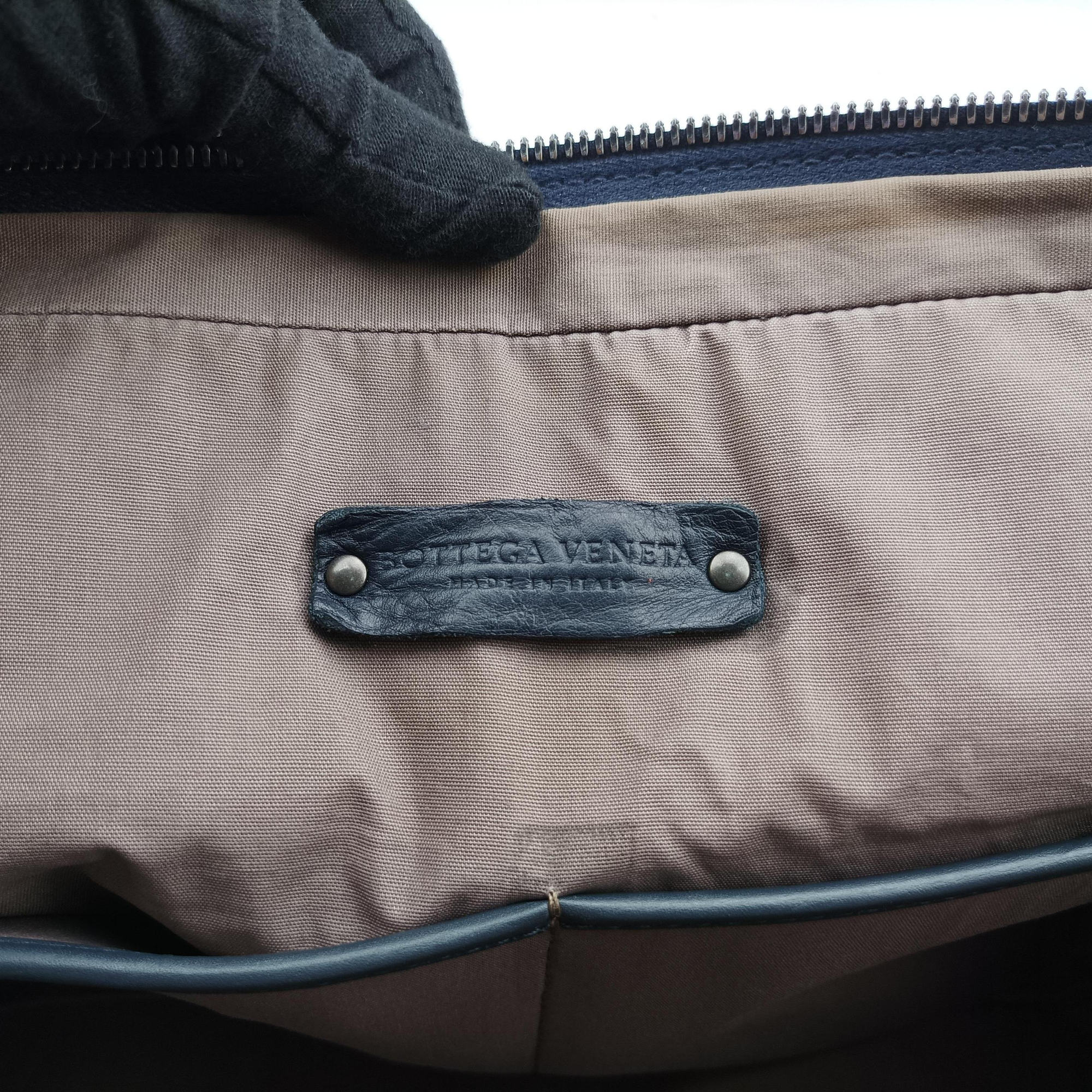 Secondhand Bottega Veneta Intrecciato Briefcase Navy lambskin  handbag | stylenewstar
