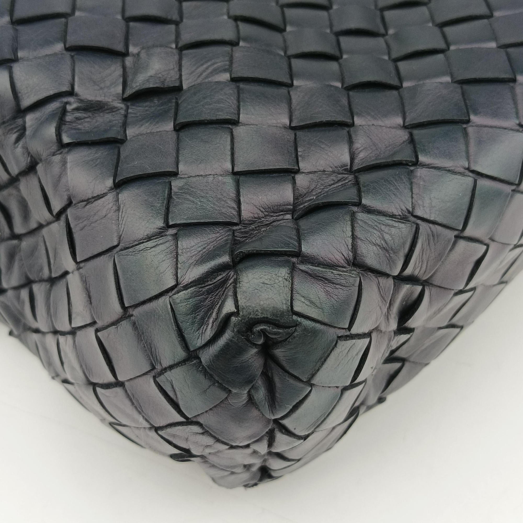 Secondhand Bottega Veneta Intrecciato Briefcase Navy lambskin  handbag | stylenewstar