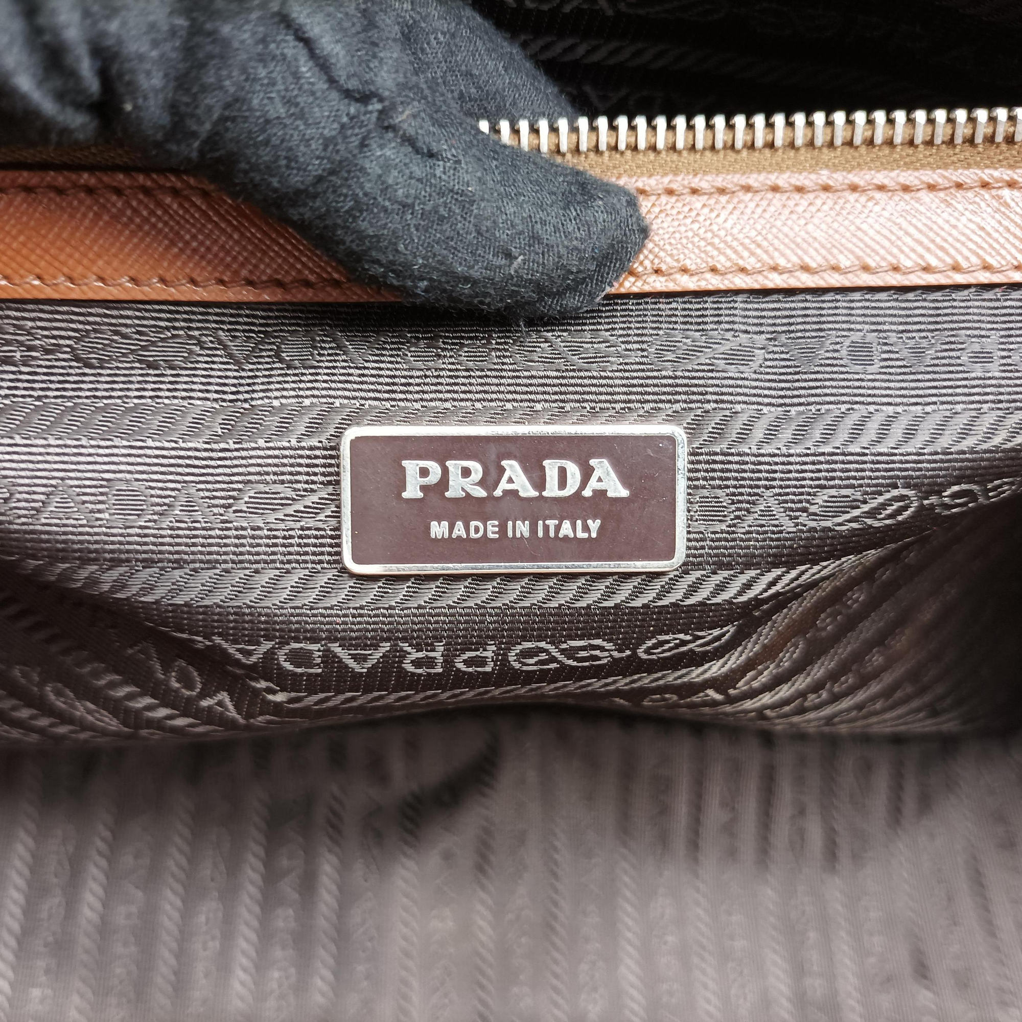 Pre-owned Prada business bag briefcase Brown SAFFIANO Leather 2VE363 handbag | stylenewstar