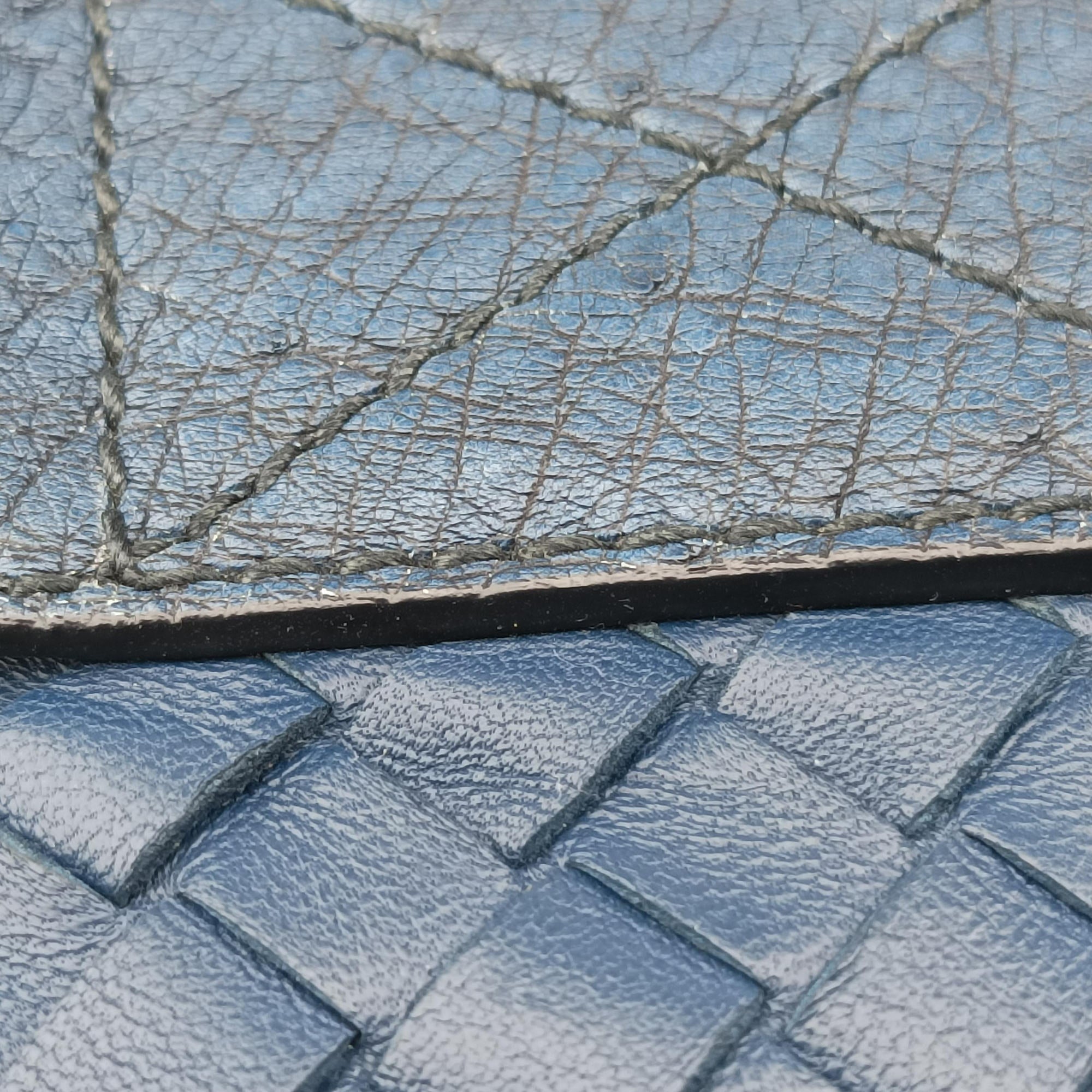 Pre-owned Bottega Veneta Intrecciato Navy Lambskin × Ostrich Leather  shoulderbag | stylenewstar
