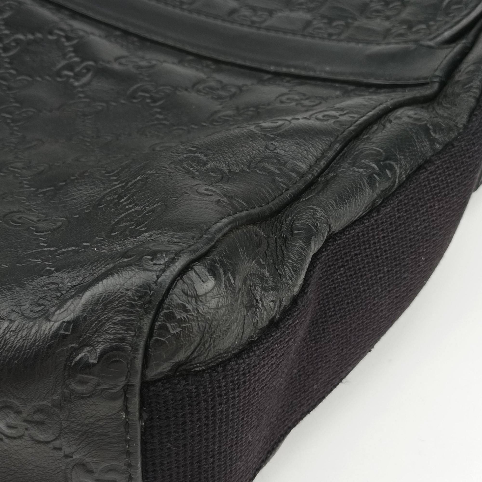 Pre-owned Gucci Guccissima Messenger Black Leather 246067 shoulderbag | stylenewstar