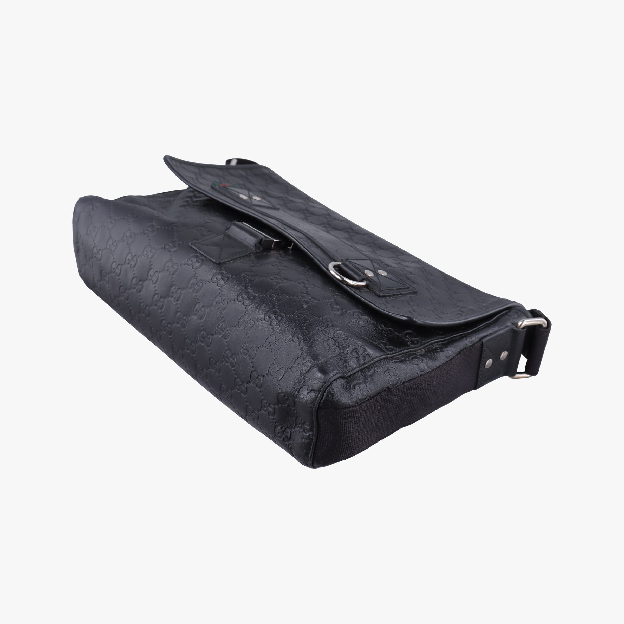 Pre-owned Gucci Guccissima Messenger Black Leather 246067 shoulderbag | stylenewstar