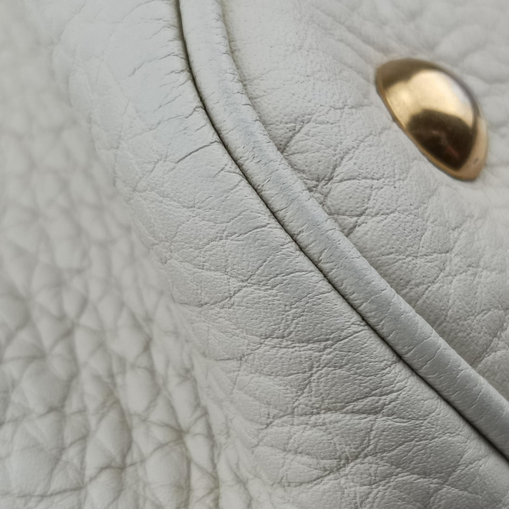 Pre-owned Gucci Twill Interlocking G White Leather 309529 handbag | stylenewstar