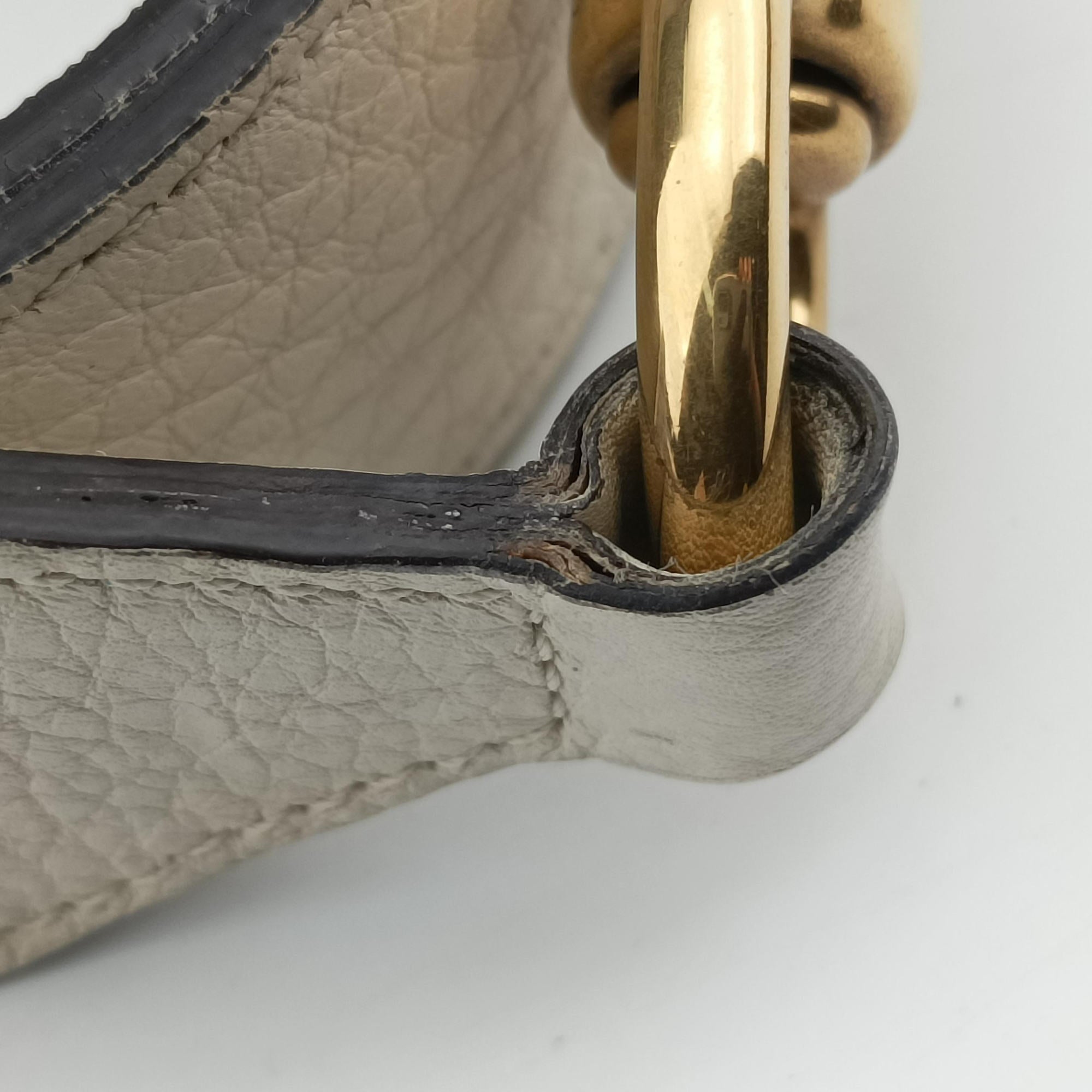 Pre-owned Gucci Twill Interlocking G White Leather 309529 handbag | stylenewstar