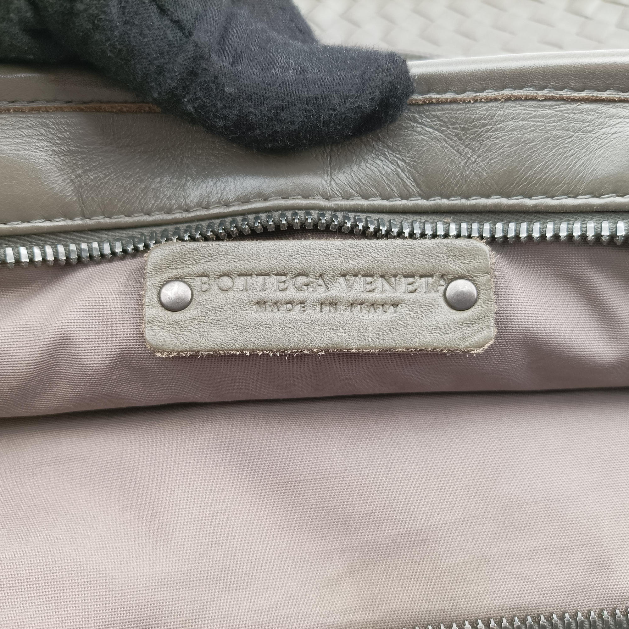 Secondhand Bottega Veneta Intrecciato Grey lambskin  handbag | stylenewstar