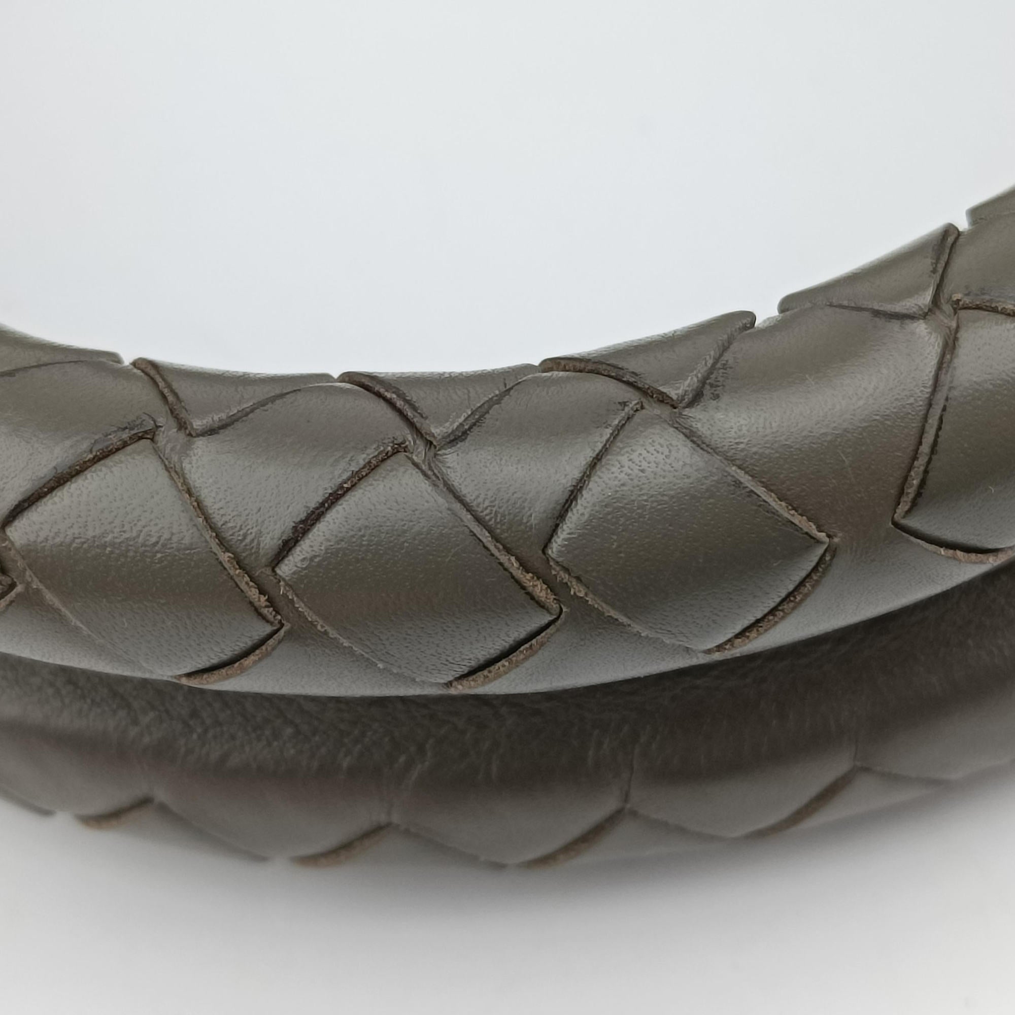 Secondhand Bottega Veneta Intrecciato Grey lambskin  handbag | stylenewstar