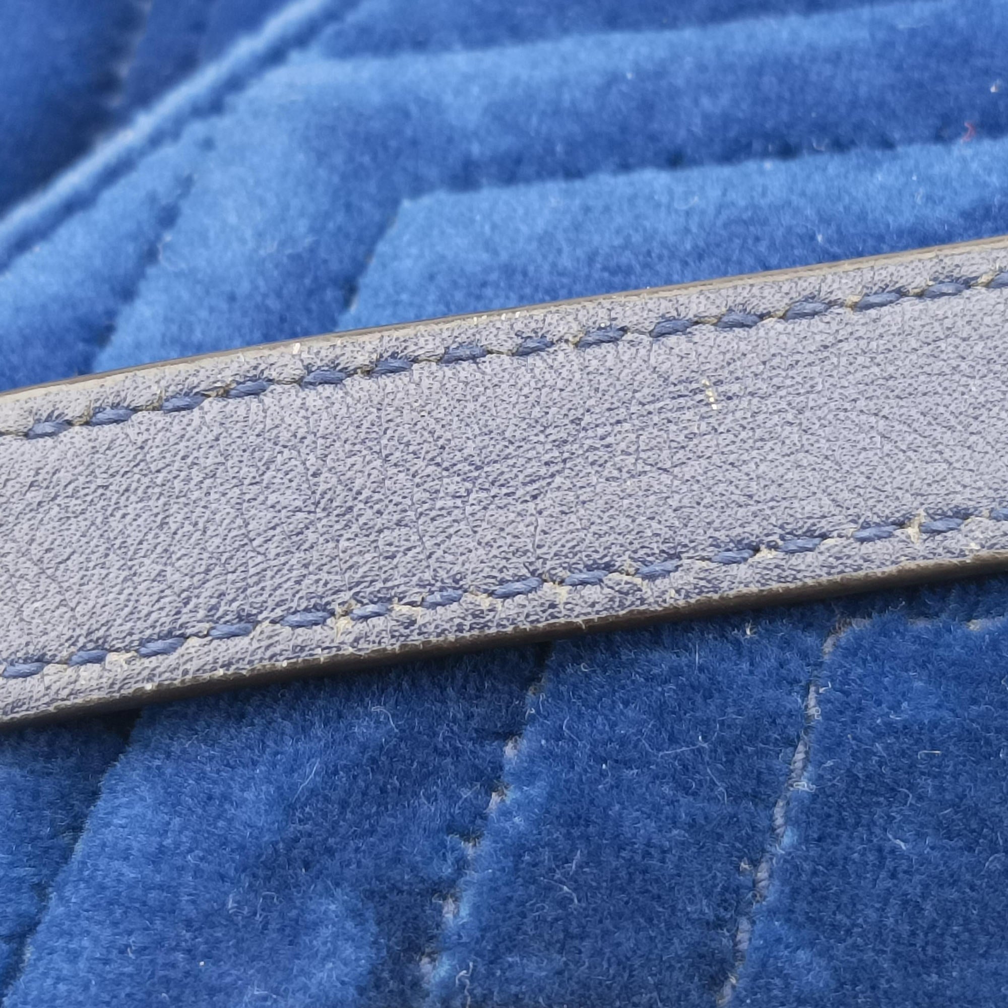 Pre-owned Gucci GG Marmont Blue velour 446744 shoulderbag | stylenewstar