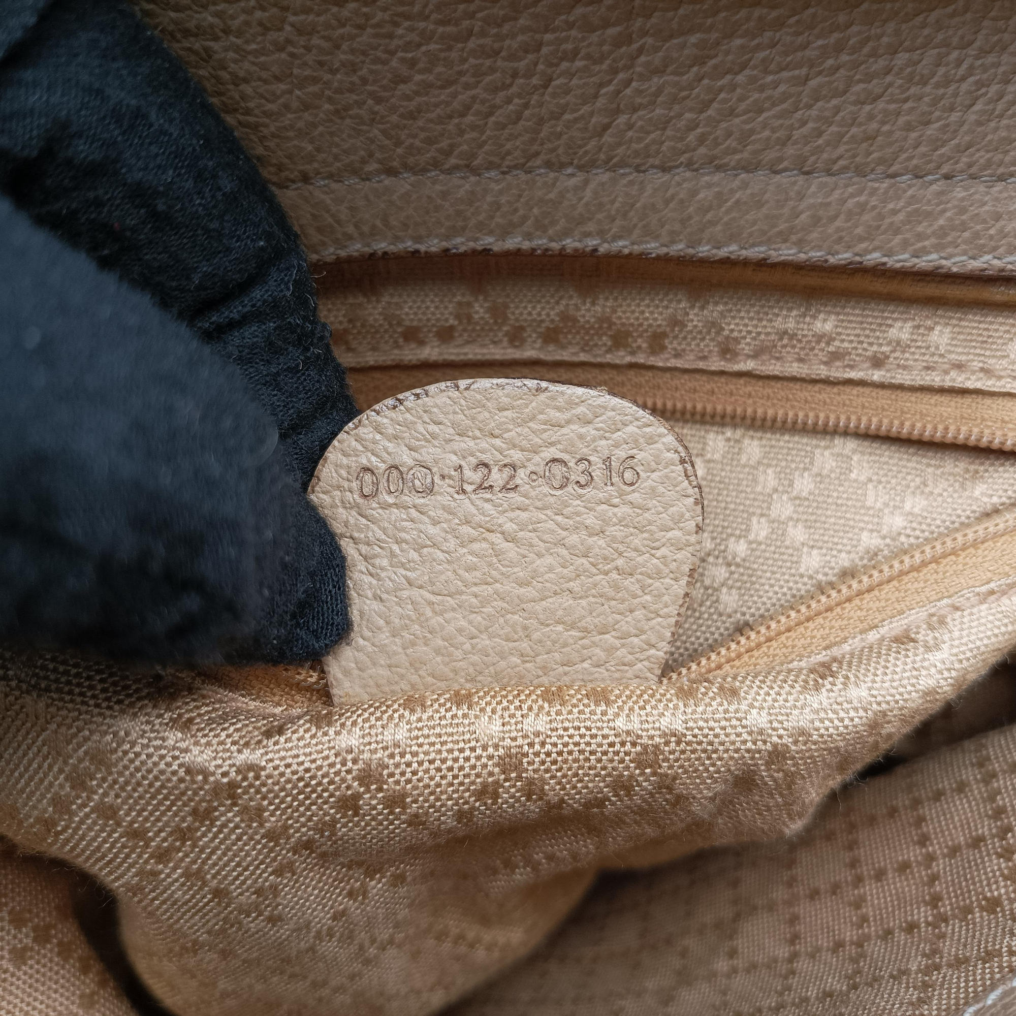 Pre-owned Gucci bamboo Beige Suede× Leather 001.12 handbag | stylenewstar