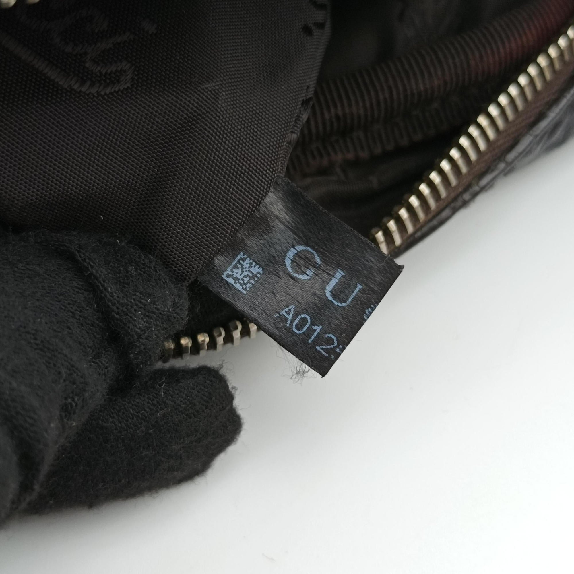 Pre-owned Gucci Guccissima Messenger Black Leather 201448 shoulderbag | stylenewstar
