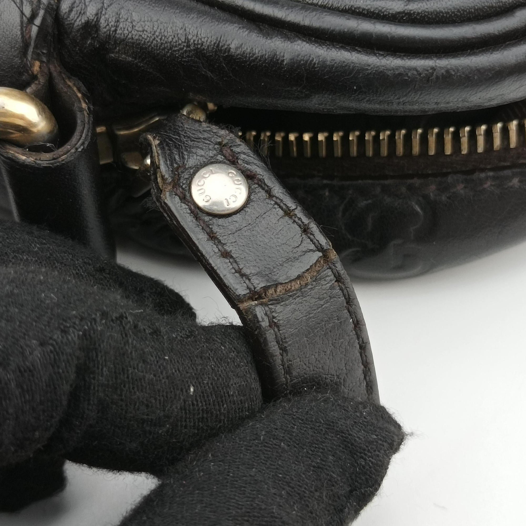 Pre-owned Gucci Guccissima Messenger Black Leather 201448 shoulderbag | stylenewstar