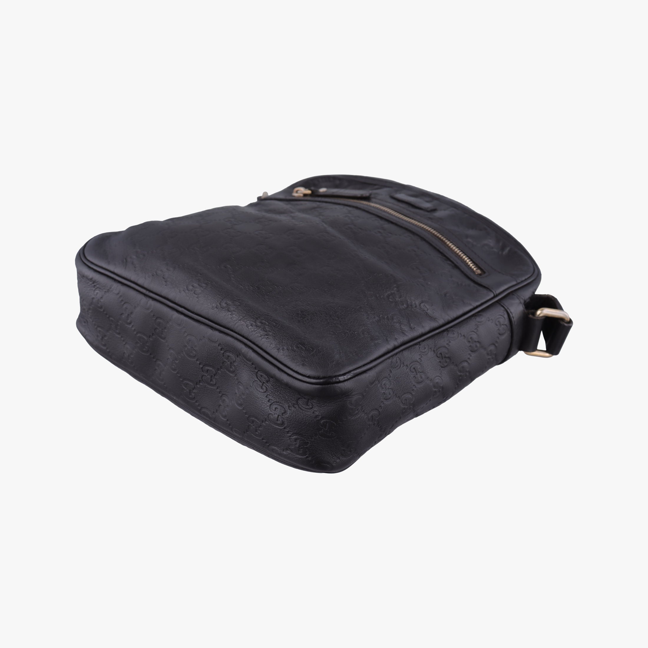 Pre-owned Gucci Guccissima Messenger Black Leather 201448 shoulderbag | stylenewstar
