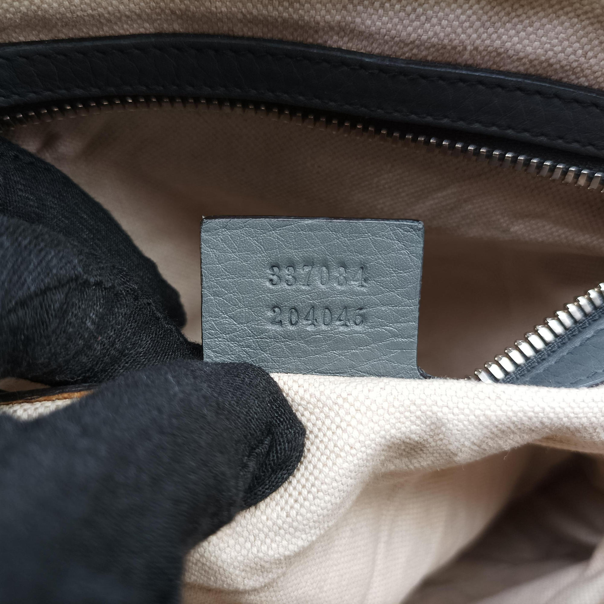 Secondhand Gucci Interlocking G Logo Soho Messenger Grey Leather 337084 shoulderbag | stylenewstar