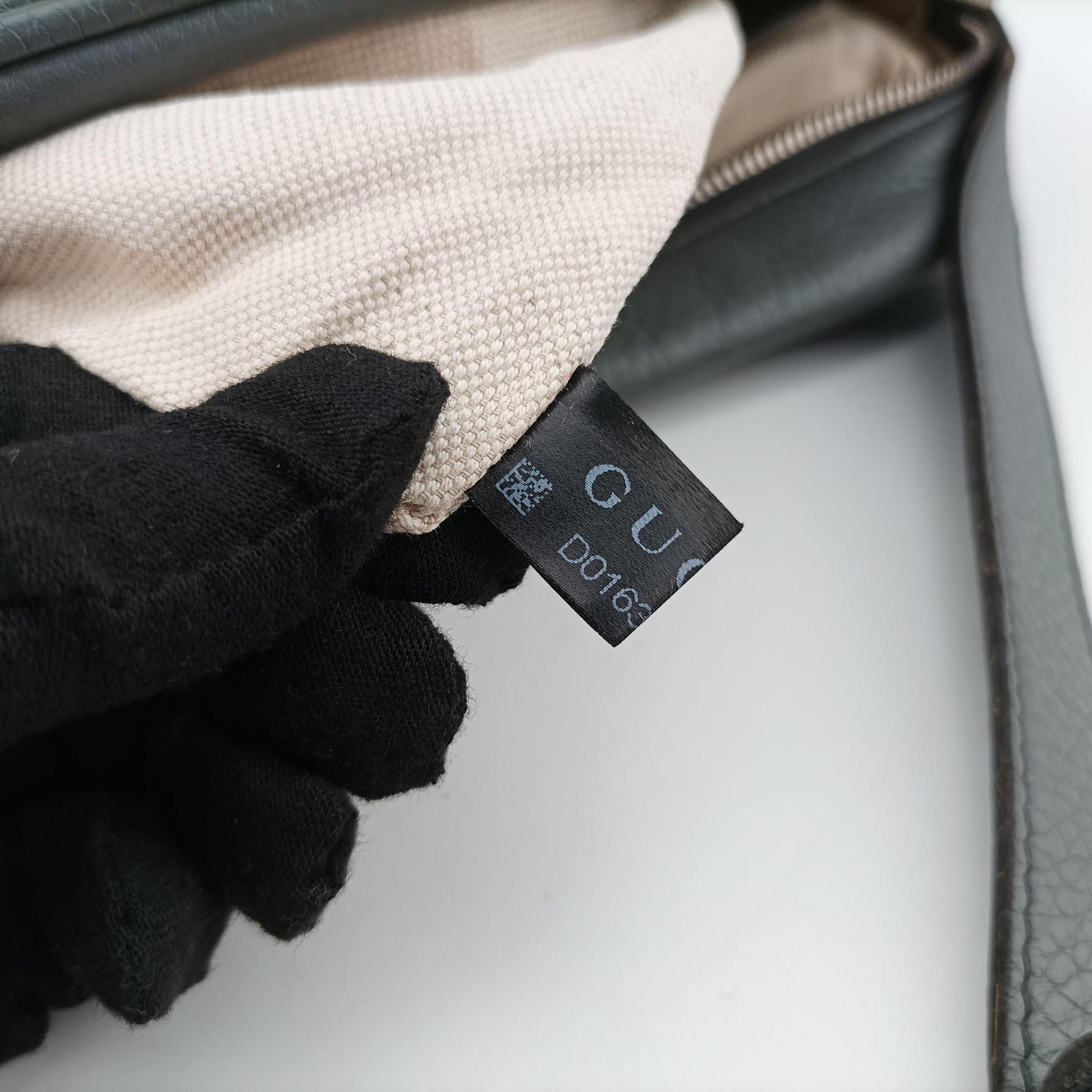 Secondhand Gucci Interlocking G Logo Soho Messenger Grey Leather 337084 shoulderbag | stylenewstar