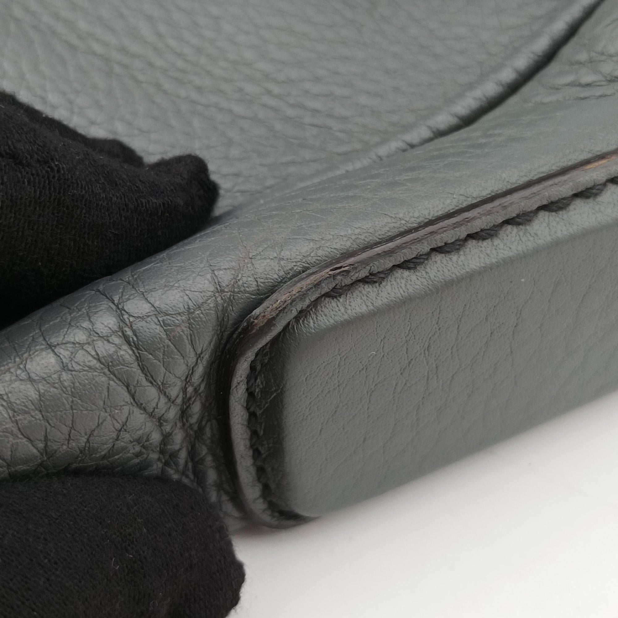 Secondhand Gucci Interlocking G Logo Soho Messenger Grey Leather 337084 shoulderbag | stylenewstar
