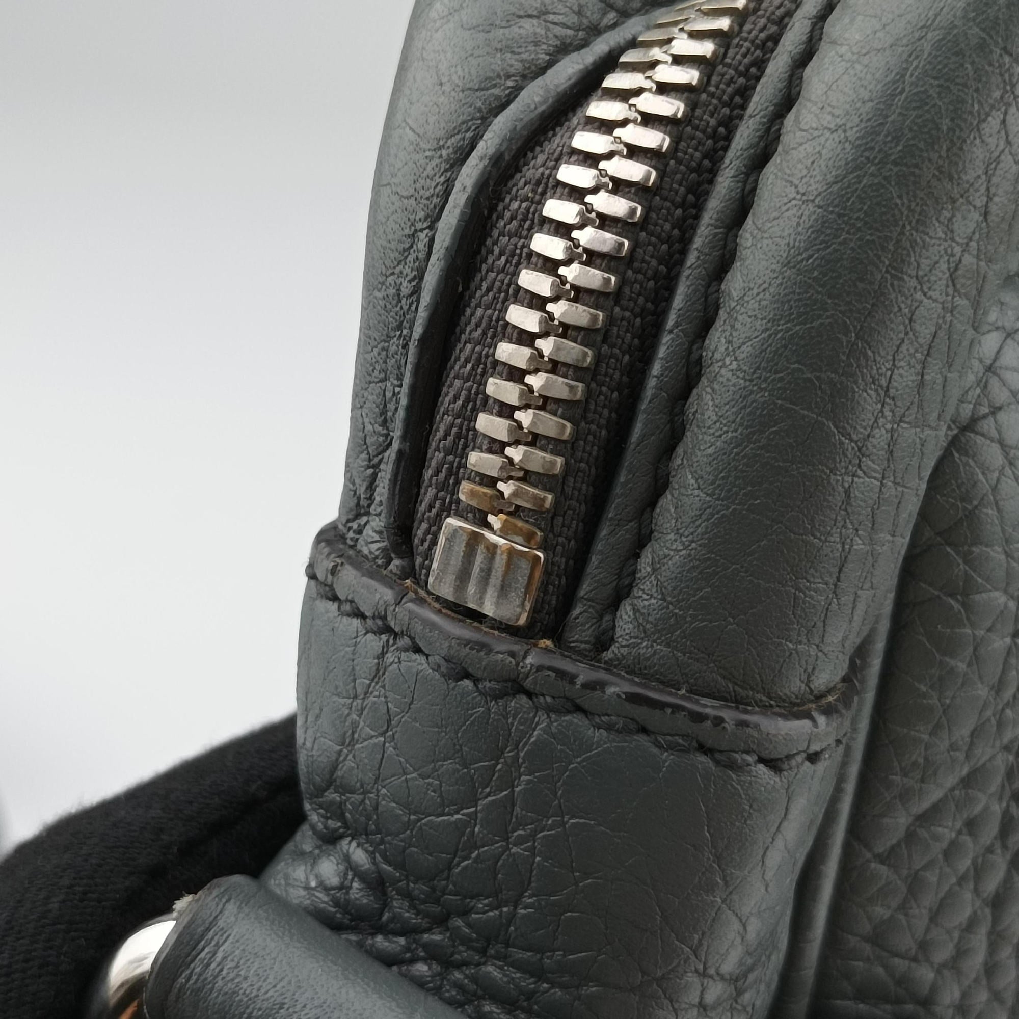 Secondhand Gucci Interlocking G Logo Soho Messenger Grey Leather 337084 shoulderbag | stylenewstar