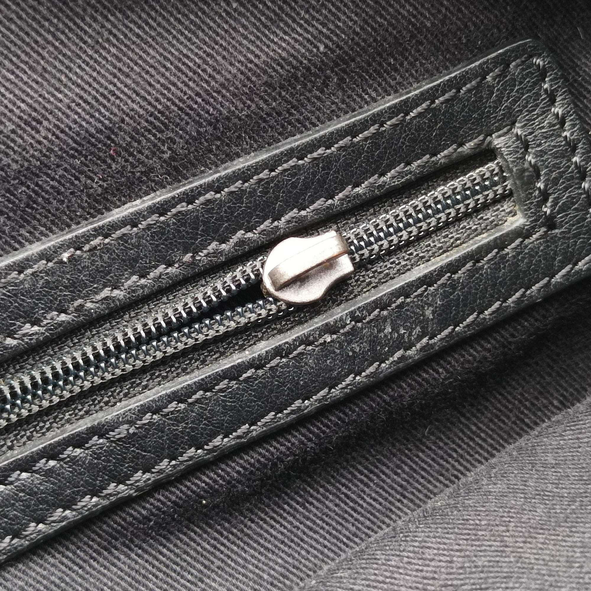 Vintage Givenchy Nightingale Black Leather  handbag | stylenewstar