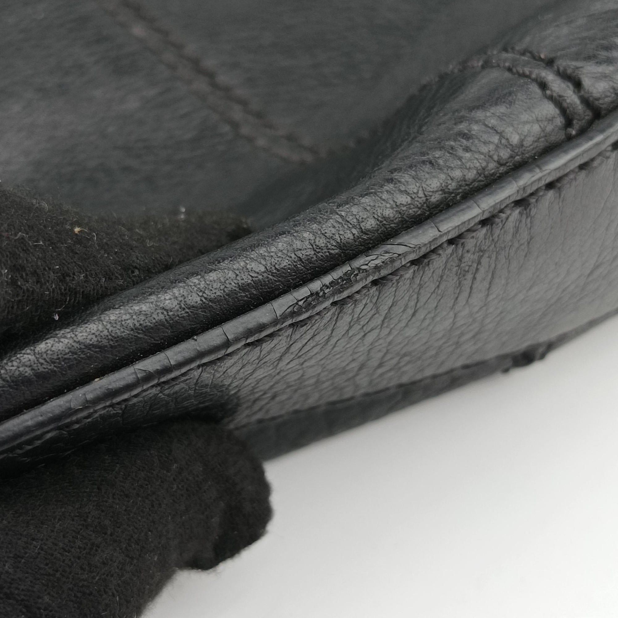 Vintage Givenchy Nightingale Black Leather  handbag | stylenewstar