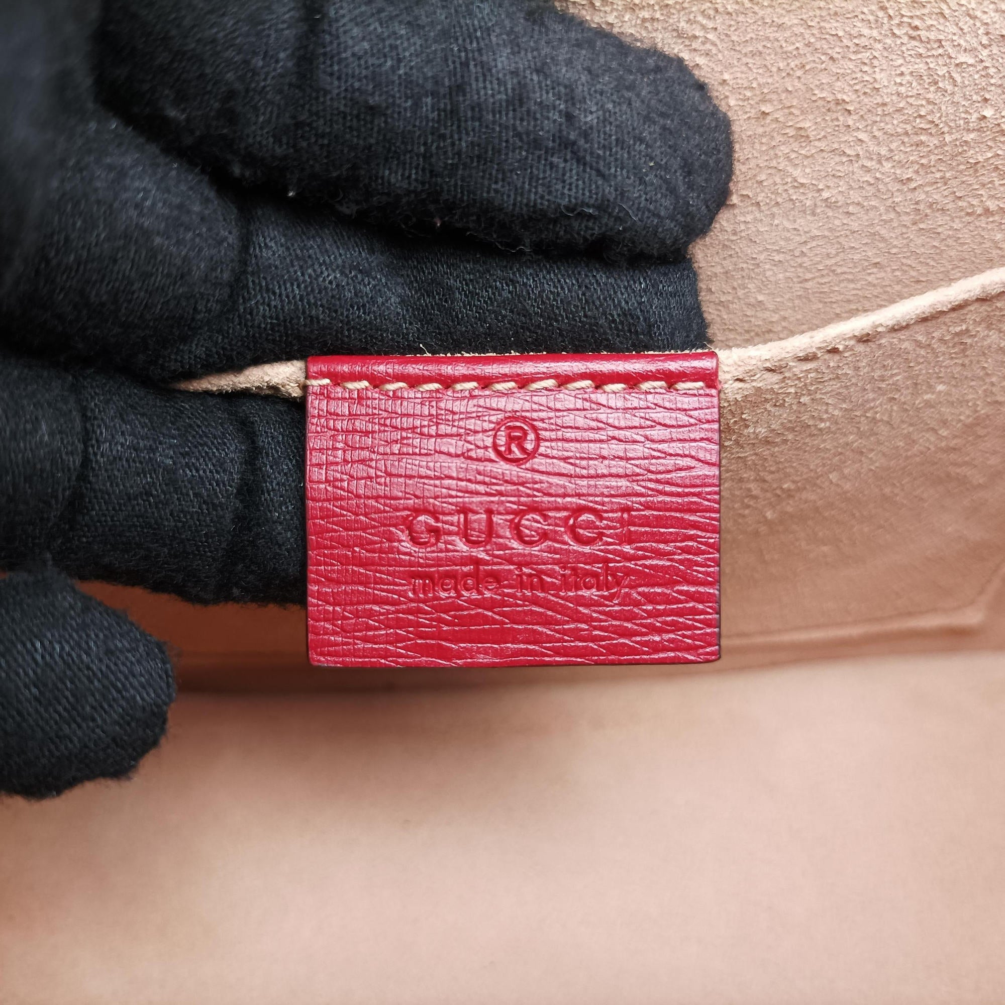 Pre-owned Gucci Sylvie Red Leather 470270 shoulderbag | stylenewstar