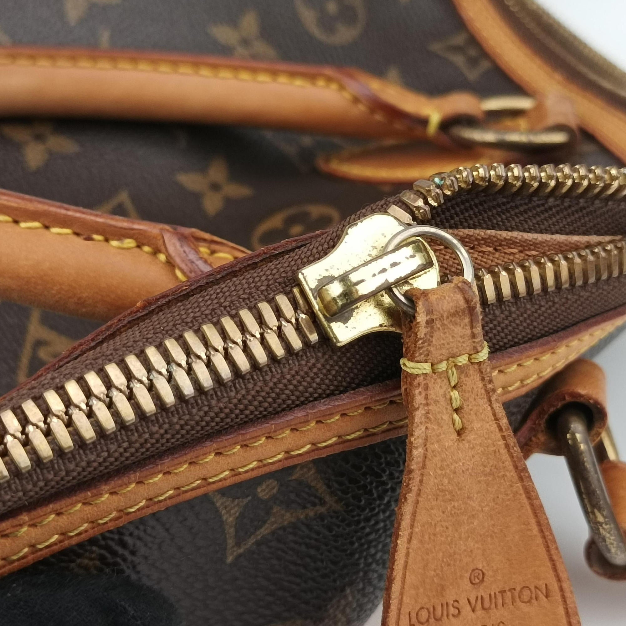 Secondhand Louis Vuitton LOCKIT Brown Monogram Canvas M40103 handbag | stylenewstar