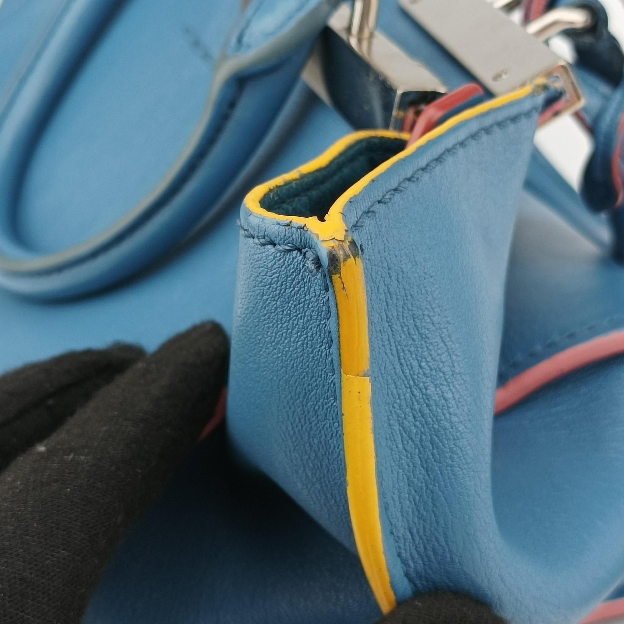 Secondhand Fendi Petite 3Jours Blue Leather 8BH333 shoulderbag | stylenewstar