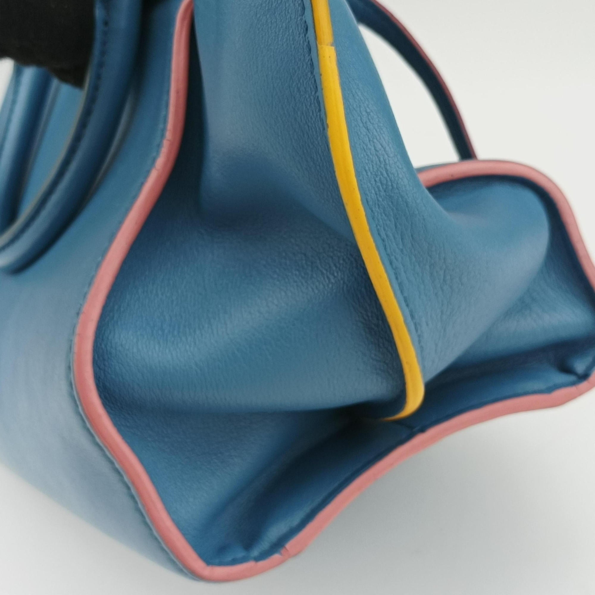 Secondhand Fendi Petite 3Jours Blue Leather 8BH333 shoulderbag | stylenewstar