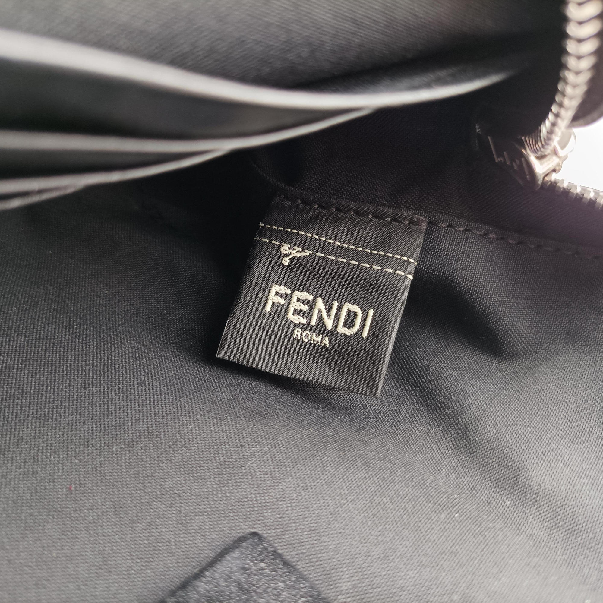 Pre-owned Fendi Camera case Brown × Black × Red PVC Coated Canvas × Leather 7M0286 shoulderbag | stylenewstar