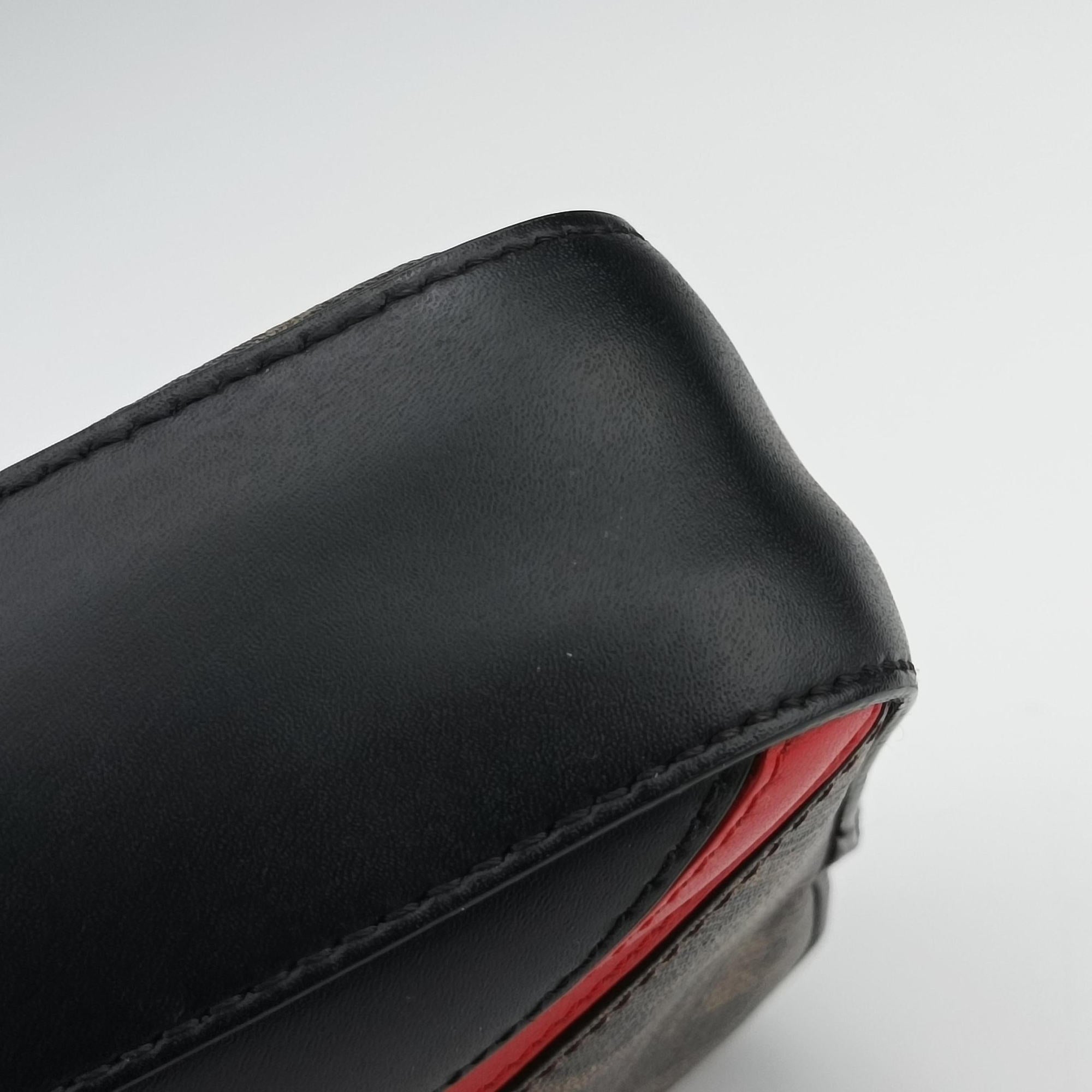 Pre-owned Fendi Camera case Brown × Black × Red PVC Coated Canvas × Leather 7M0286 shoulderbag | stylenewstar