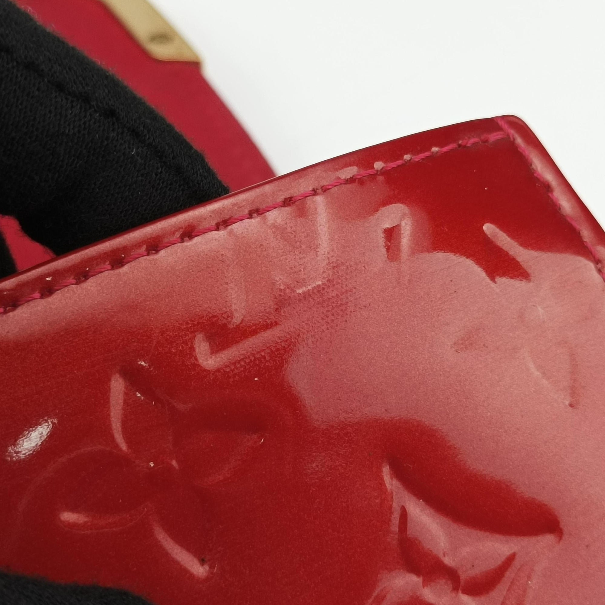 Secondhand Louis Vuitton Rossmore MM Red Vernis M91550 handbag | stylenewstar